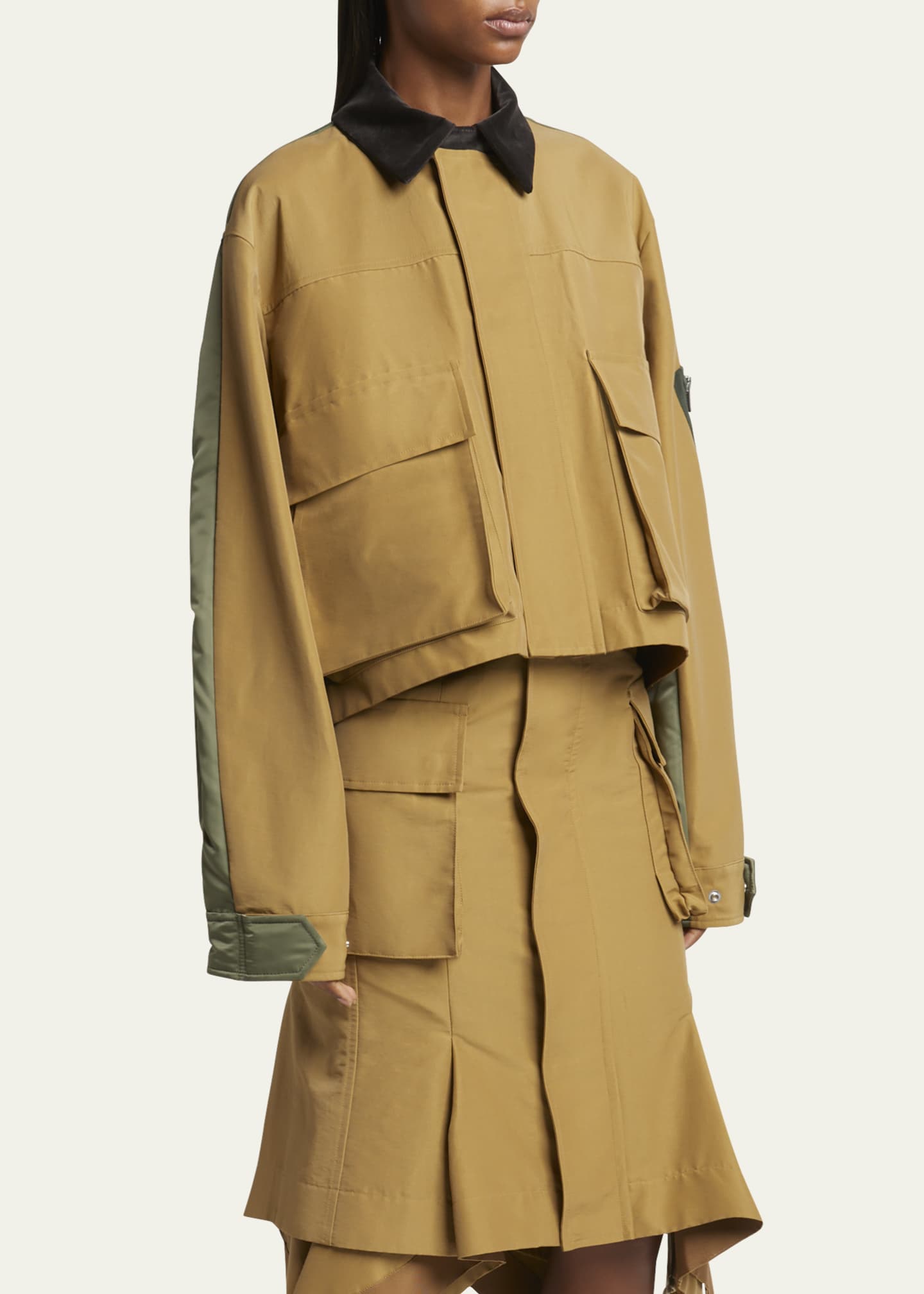 SACAI Hybrid Cargo Pocket Contrast Collar Utility Jacket Image 4 of 5