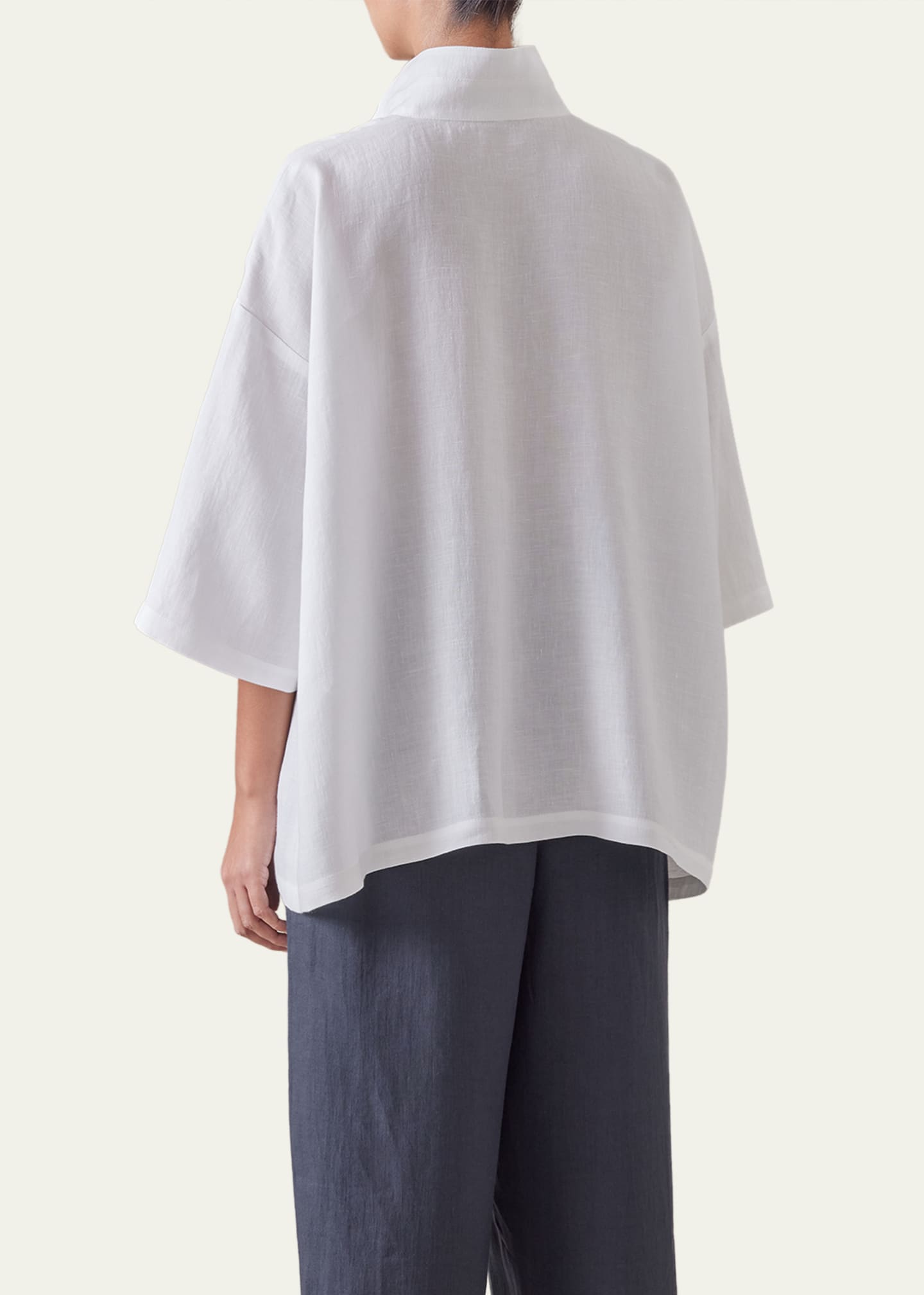 Eskandar A-line Short Sleeve Tunic with Double Stand Collar (Mid Length) Image 3 of 5