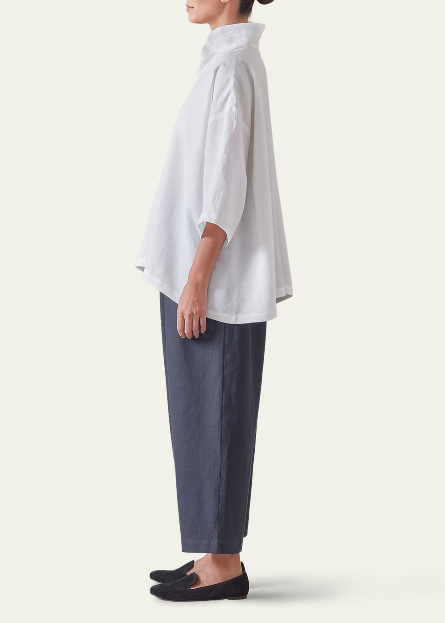 Eskandar A-line Short Sleeve Tunic with Double Stand Collar (Mid Length) Image 4 of 5