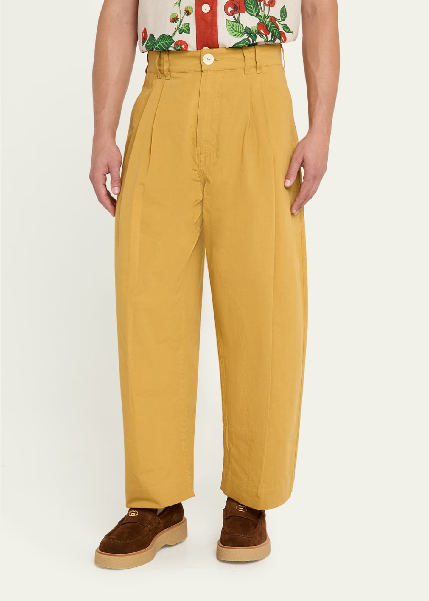 S.S. DALEY Men's Clarence Cotton and Linen Pleated Trousers Image 4 of 5
