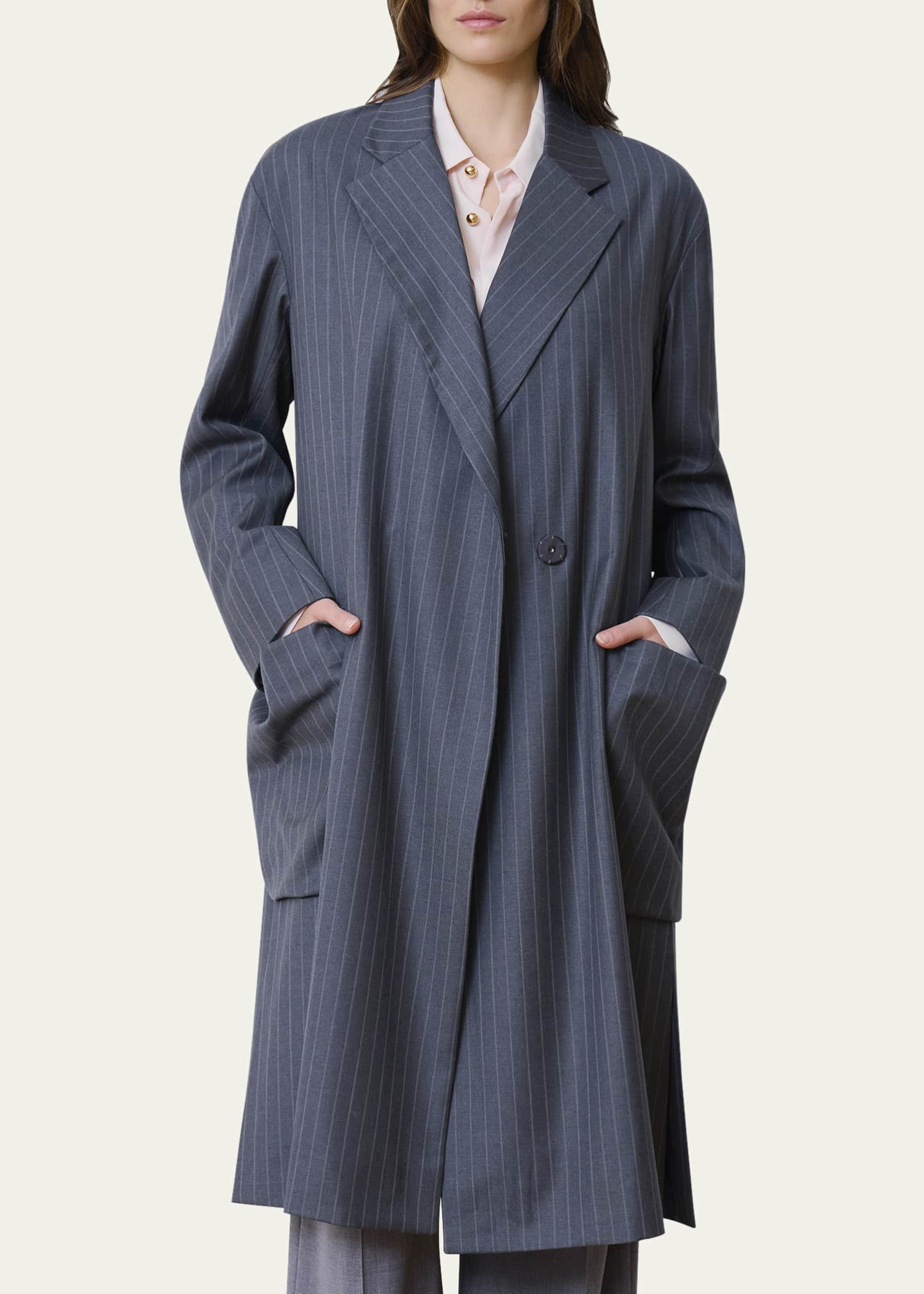 WE-AR4 The Outsider Overcoat Image 3 of 3