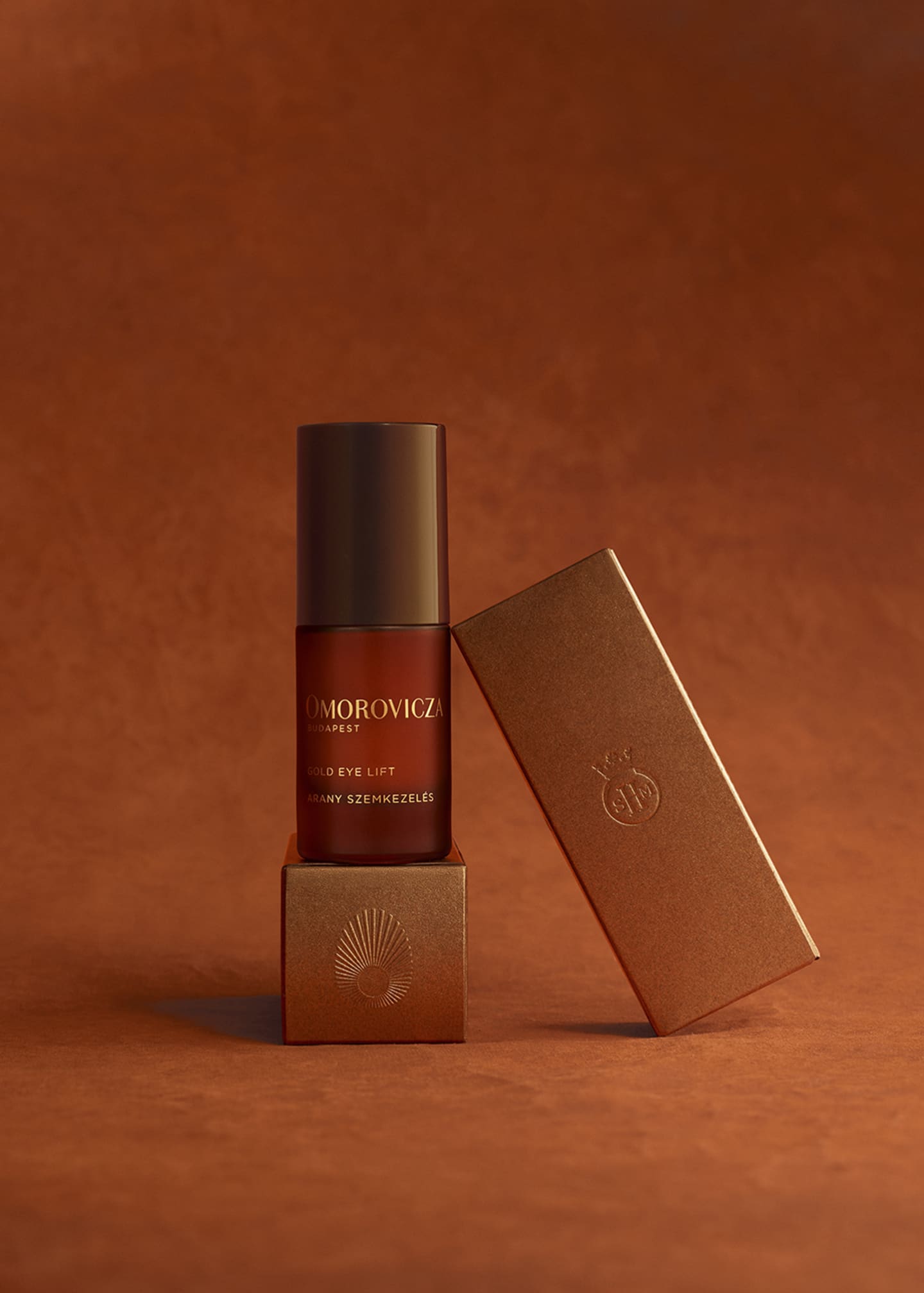 Omorovicza Gold Eye Lift Cream, 0.5 oz. Image 5 of 5