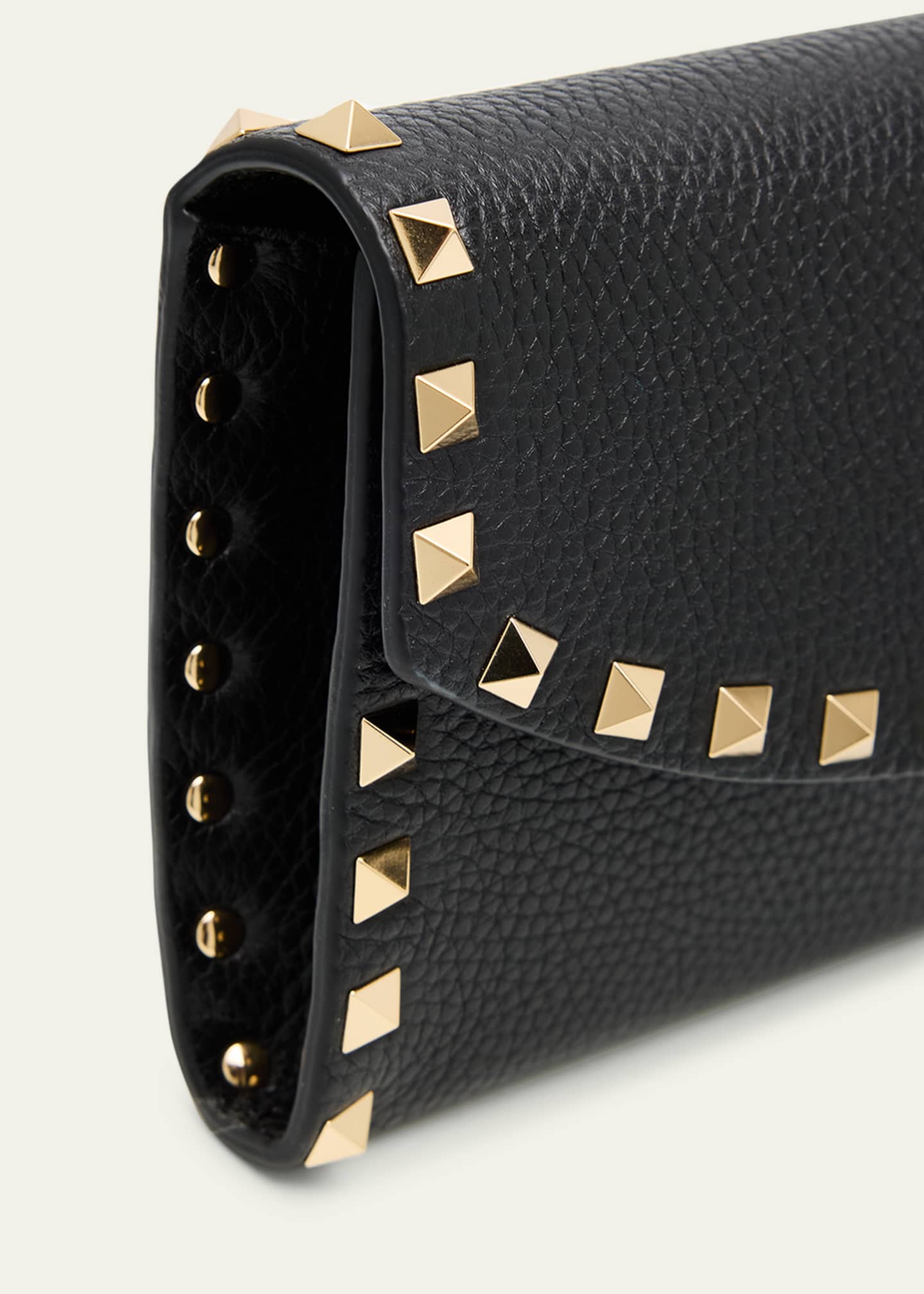Valentino Garavani Rockstud Wallet on Chain Image 6 of 6