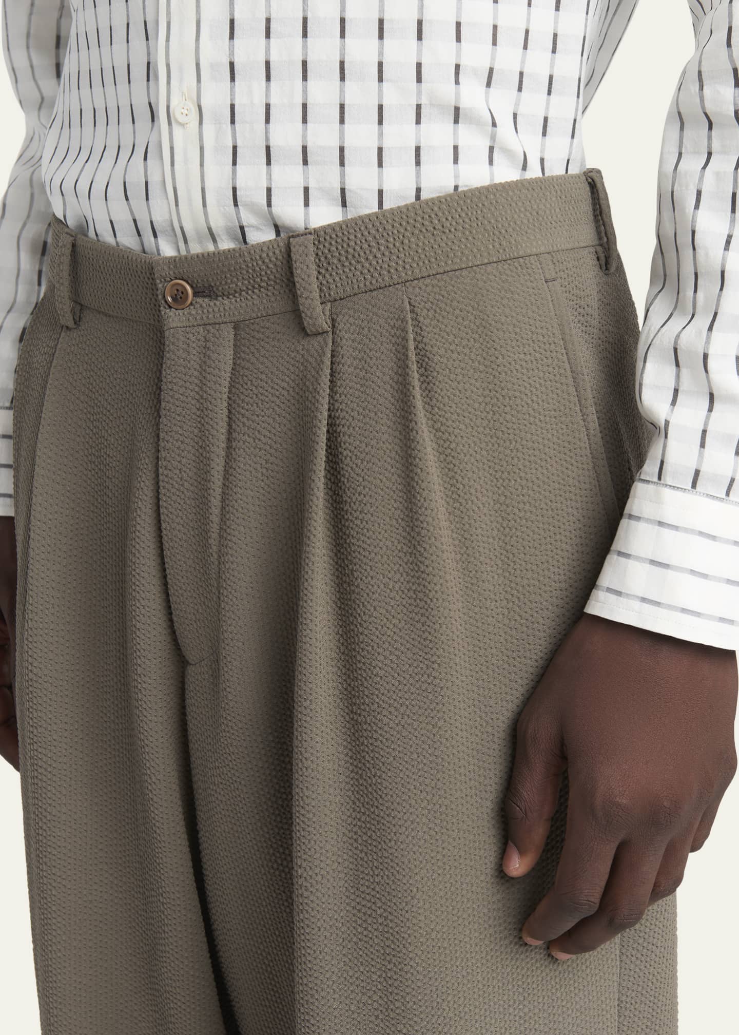 Giorgio Armani Men's Pleated Wool Stretch Seersucker Trousers Image 5 of 5