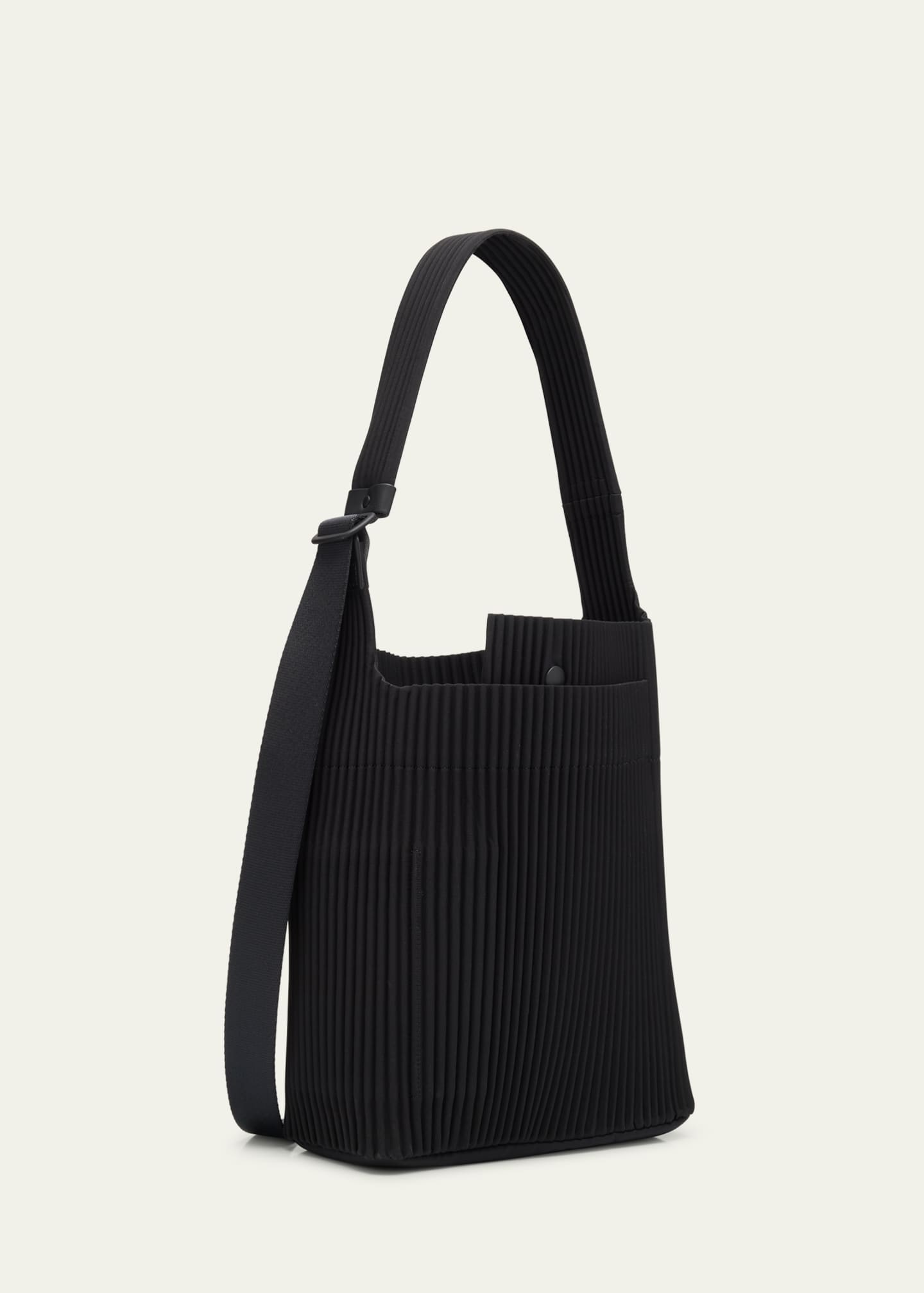 Homme Plisse Issey Miyake Men's Small Utility Tote Image 3 of 6