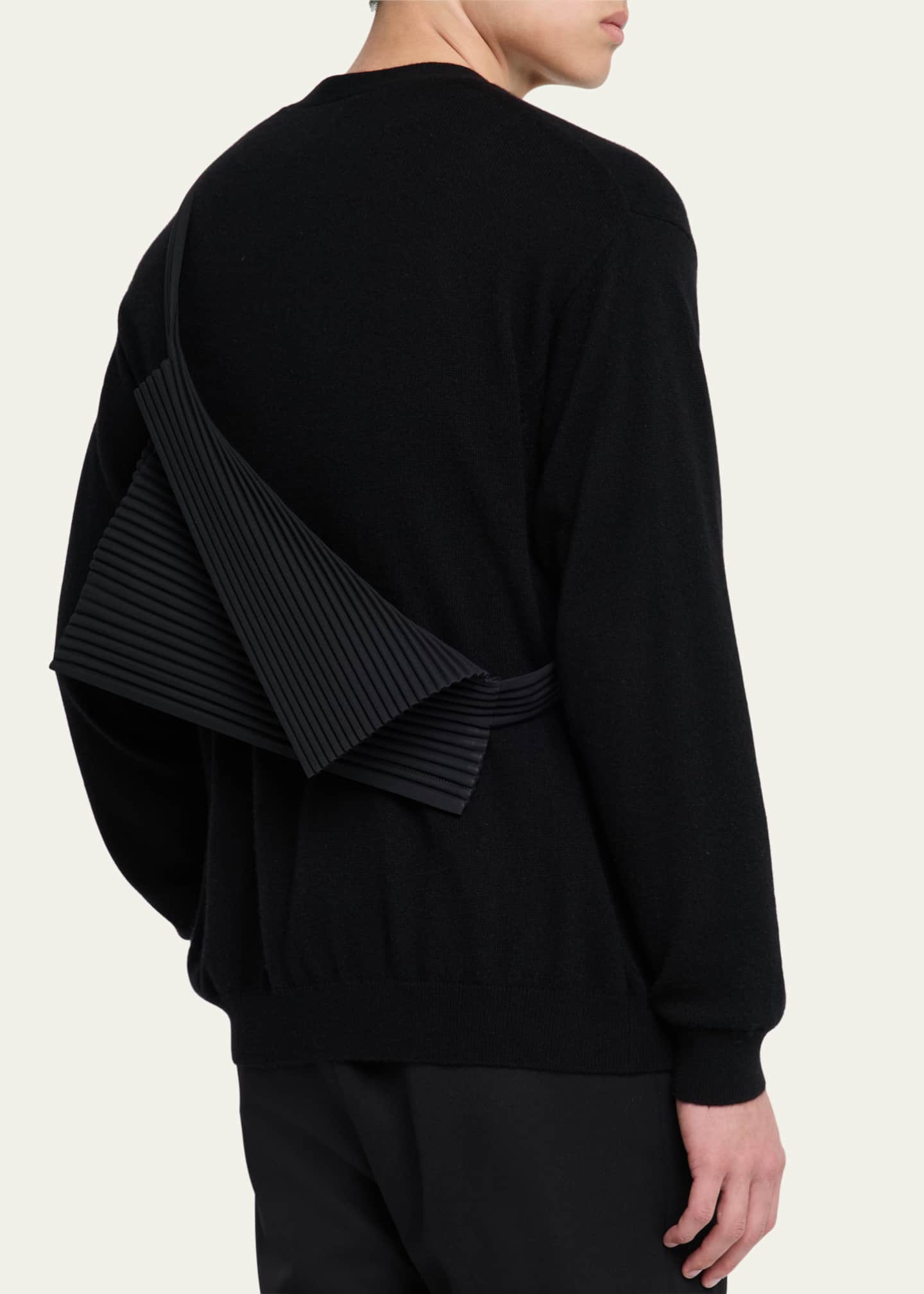 Homme Plisse Issey Miyake Men's Small Overlap Bumbag Image 2 of 6