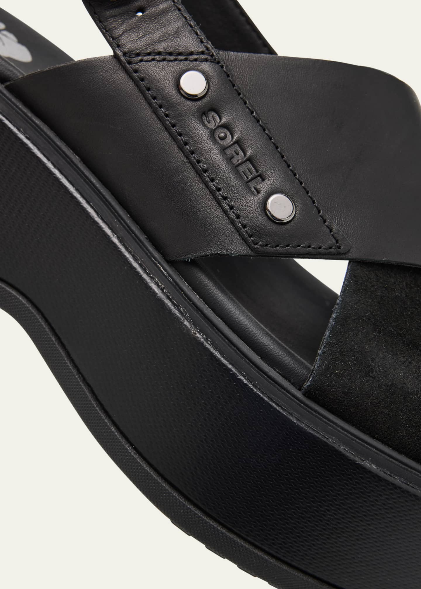 Sorel Dayspring Mixed Leather Crossover Comfort Sandals Image 5 of 6