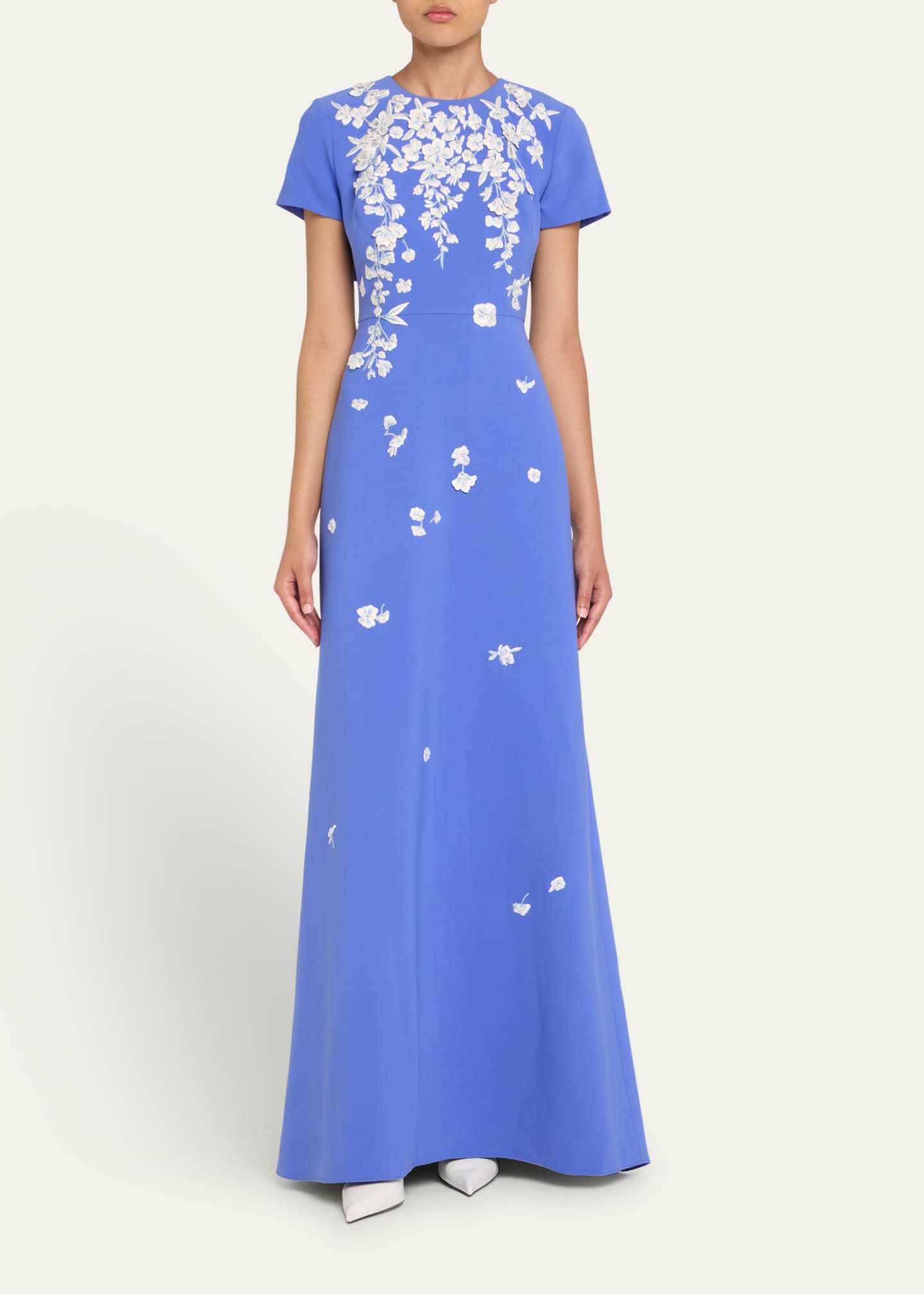 Carolina Herrera Bow-Embellished Embroidered Applique Gown Image 2 of 5