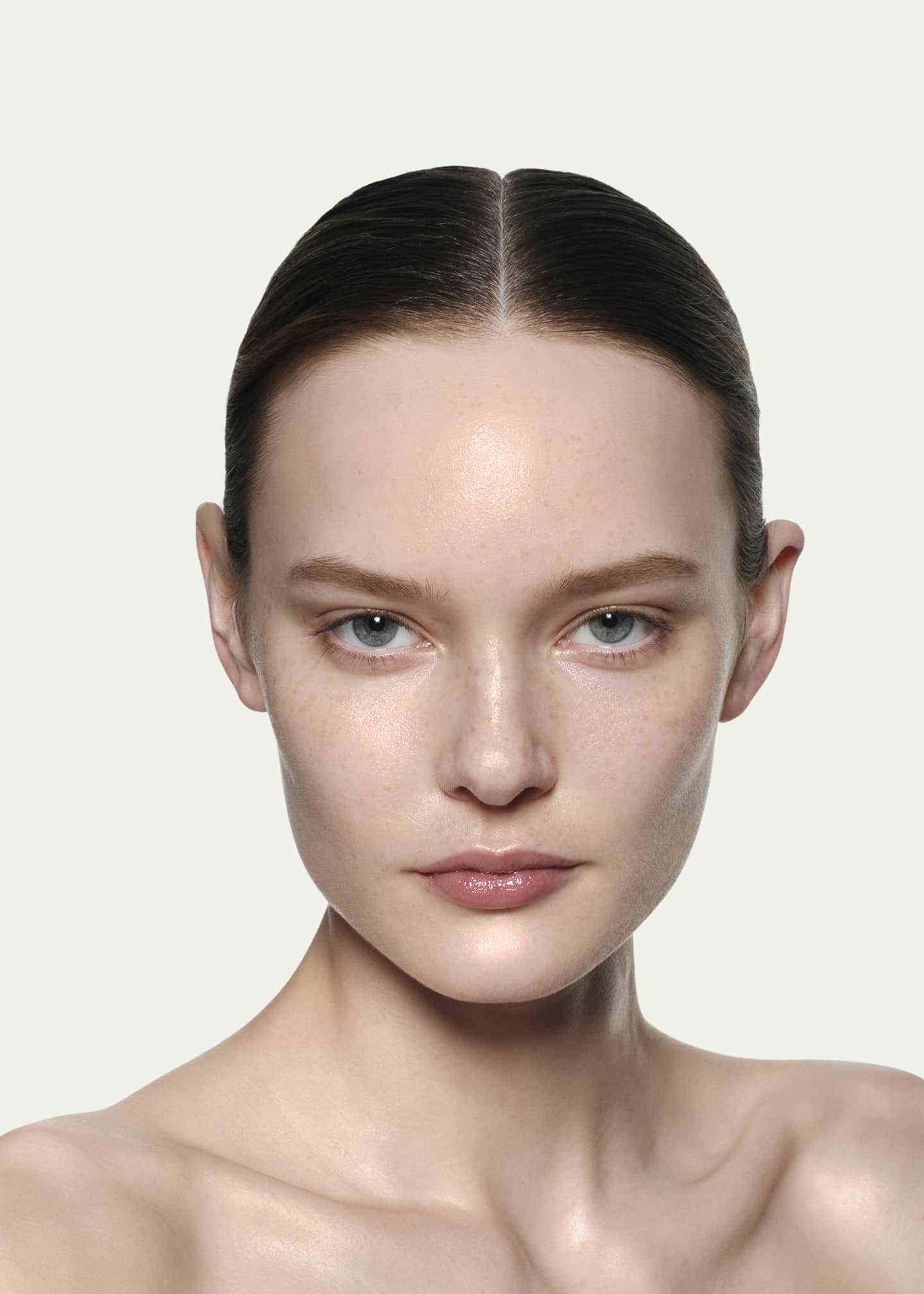 Victoria Beckham The Cell Rejuvenating Illuminator, 0.68 oz. Image 3 of 5