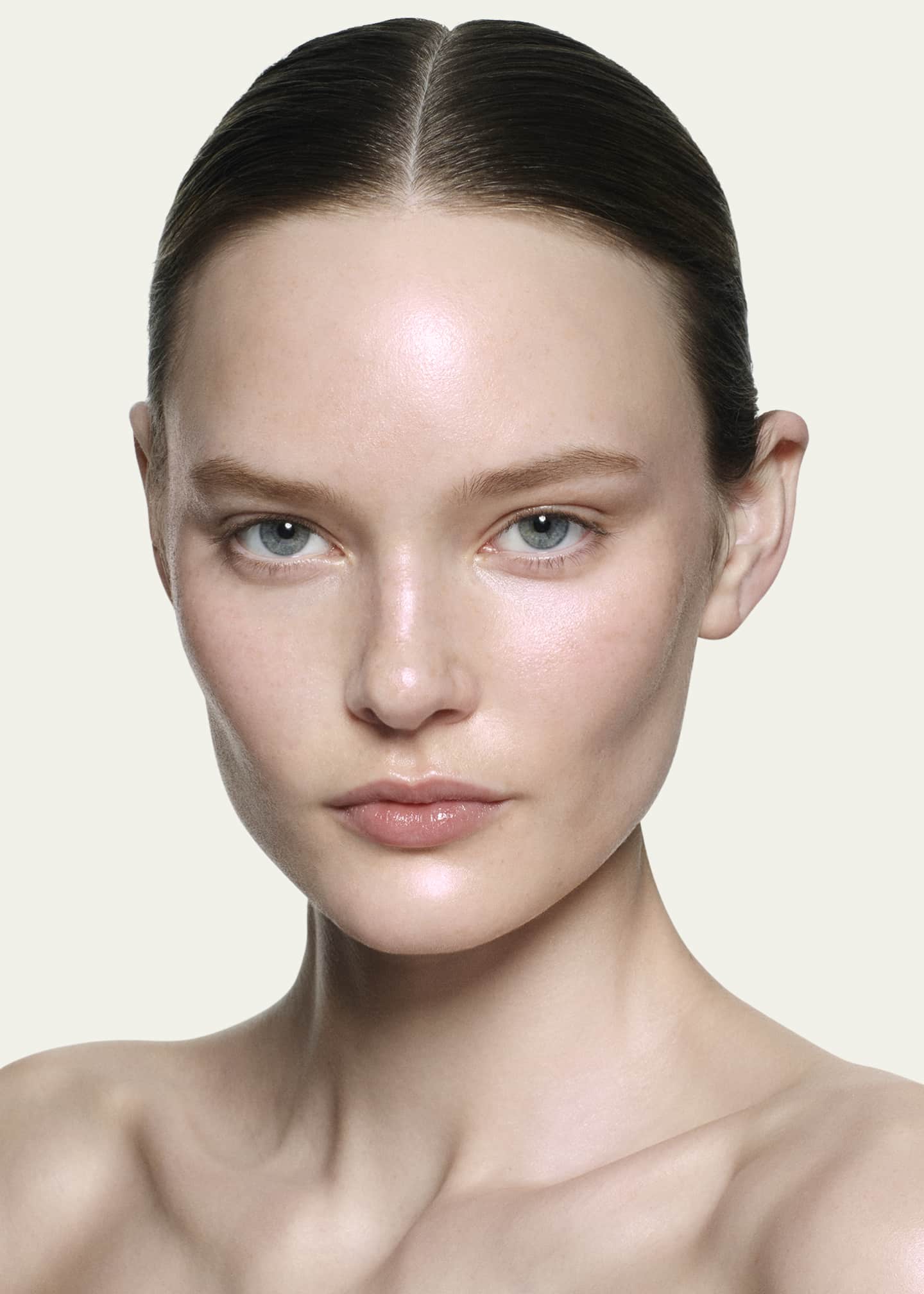 Victoria Beckham The Cell Rejuvenating Illuminator, 0.68 oz. Image 3 of 5