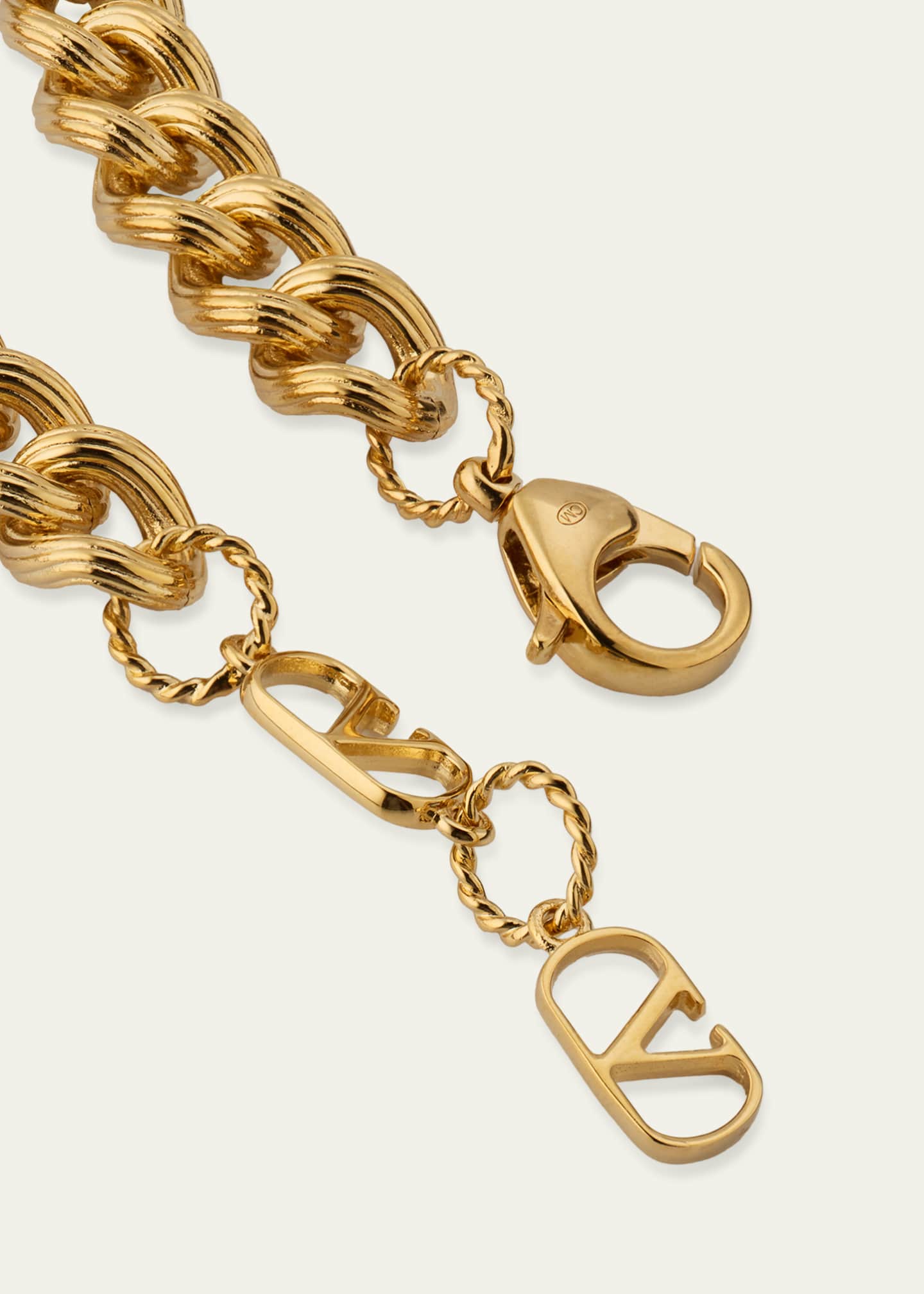 VALENTINO ゴールド ブレスレット Valentino Garavani Chez Valentino Bracelet with Eiffel Tower
