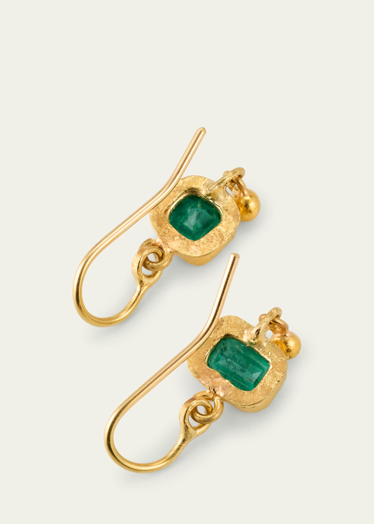 JUDY GEIB Single Drop Square Colombian Emerald Earrings Image 4 of 4