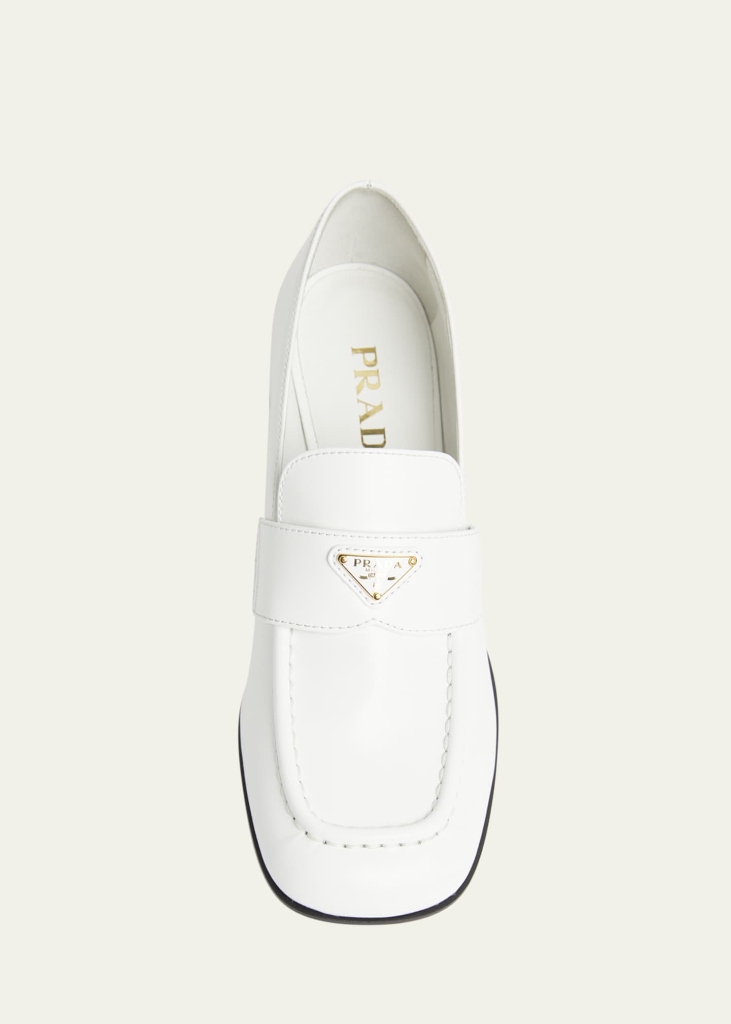 入手困難【希少2013ss】PRADA プラダ　三角プレート　ホワイトポロシャツ 入手困難【希少2013ss】PRADA プラダ 三角プレート ホワイトポロシャツ