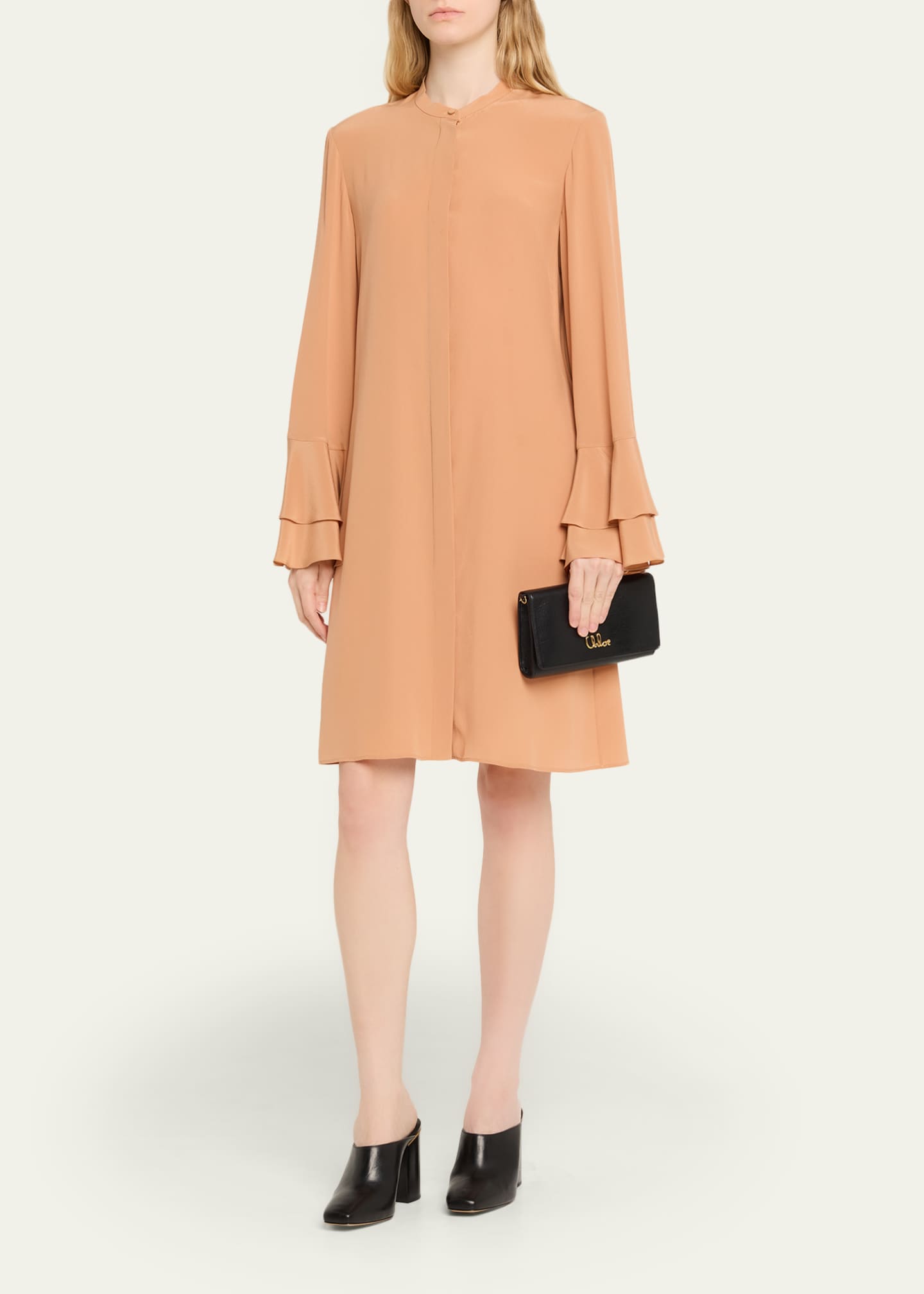 Chloe Crossbody Bag in Grained Leather Image 5 of 6