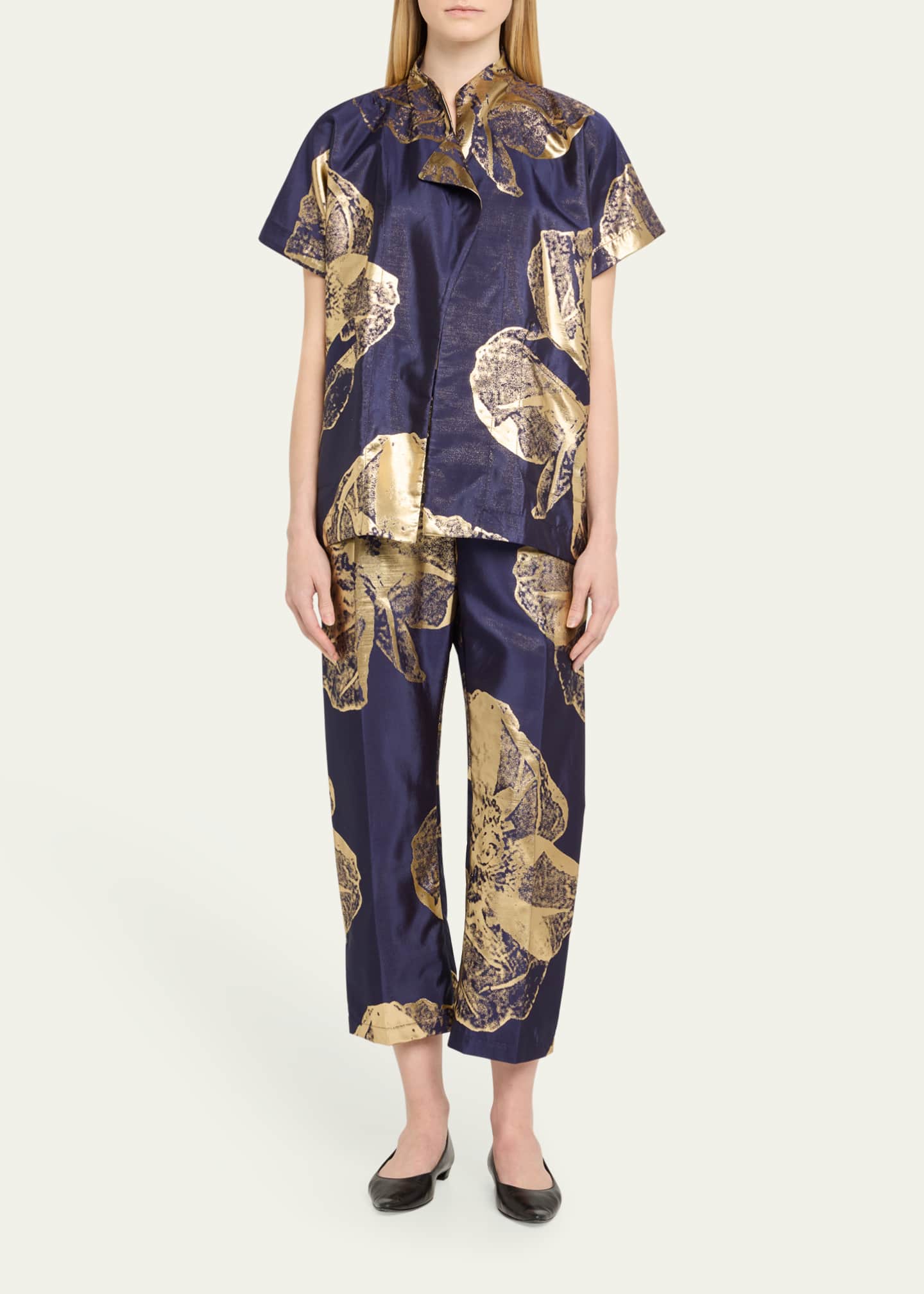 Zero + Maria Cornejo Eko Metallic Jacquard Straight-Leg Crop Pants Image 2 of 5