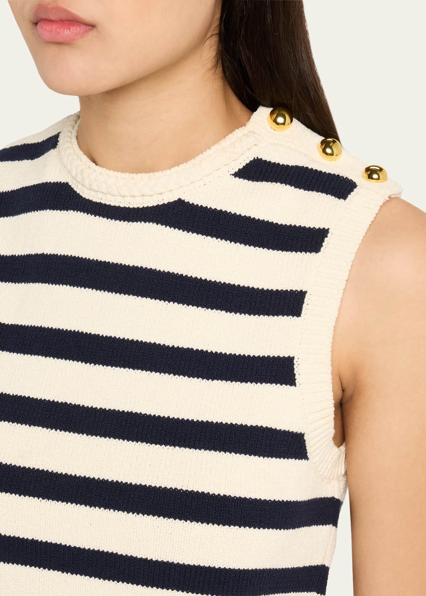 つぼん汁◡̈COGTHEBIGSMOKE | HARBOR VEST 250220_FRAME_Shot_43_002_02_72