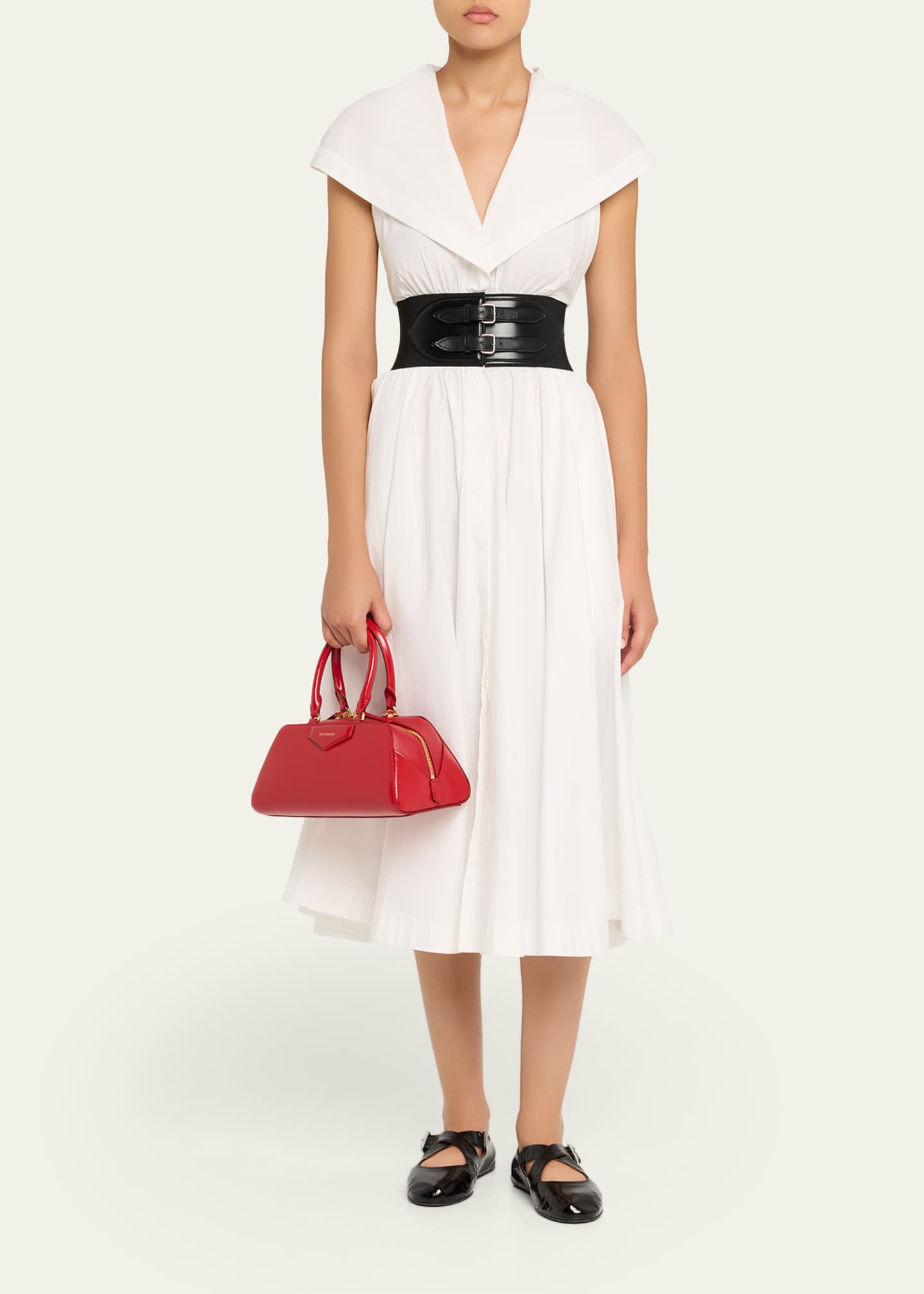 Givenchy Antigona Small Top-Handle Bag in Leather Image 5 of 6