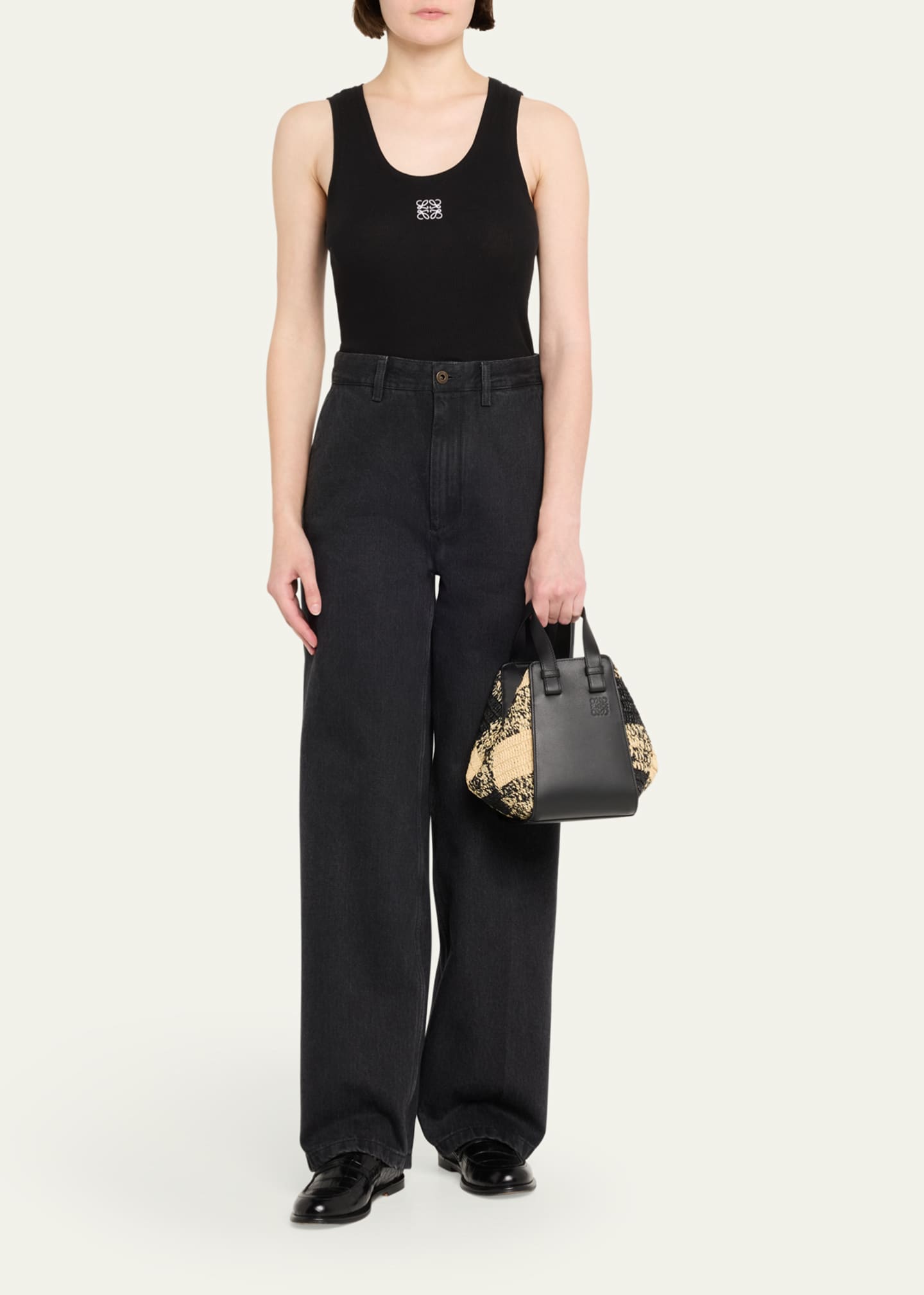Loewe x Paula’s Ibiza Hammock Top-Handle Bag in Gingham Raffia Image 5 of 6