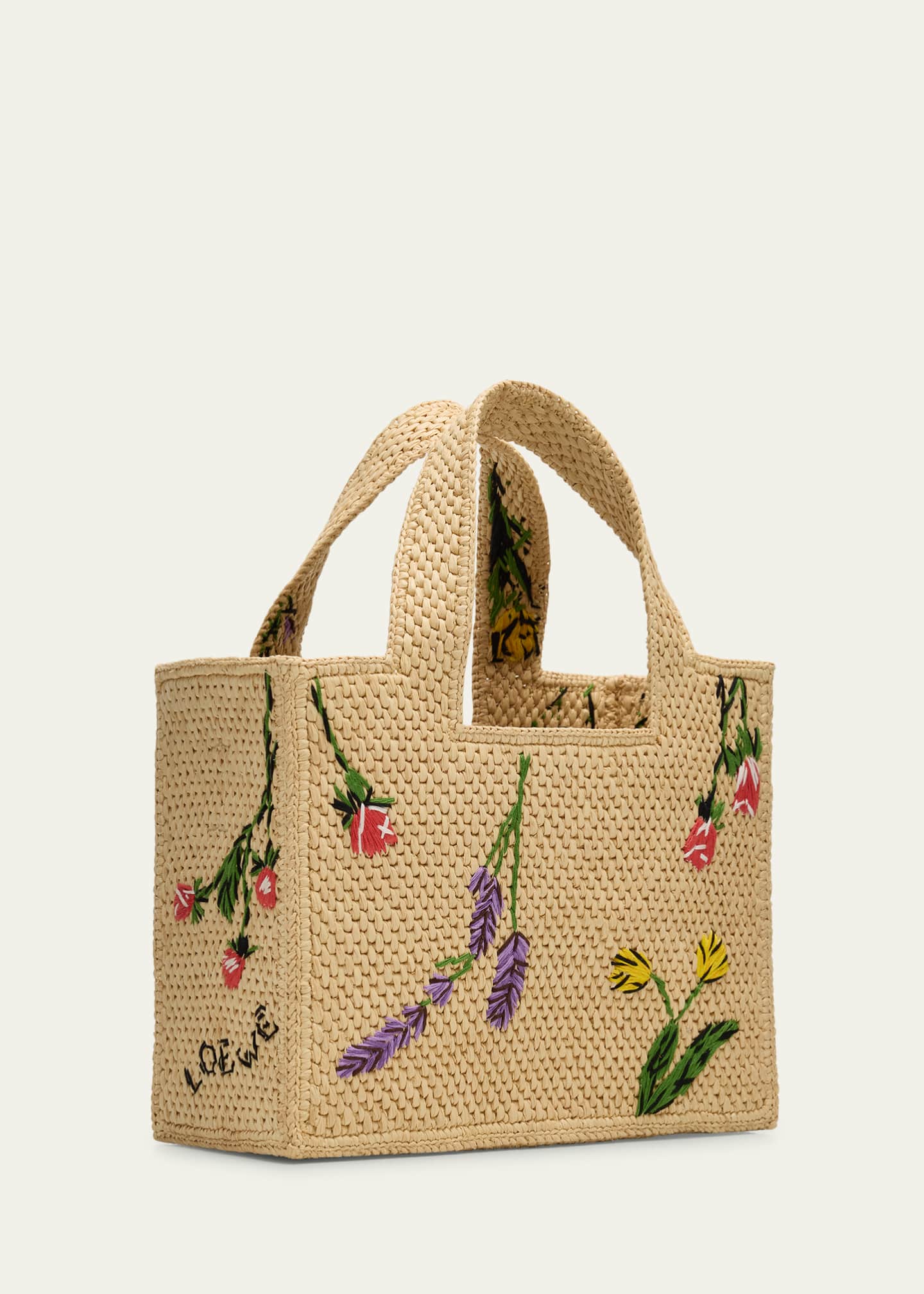 LOEWE Paula's Ibiza ラフィア 刺繍花 スモール トートバッグ ロエベ「パウラズイビザ」真っ赤な“トマト”バッグや花柄刺繍の