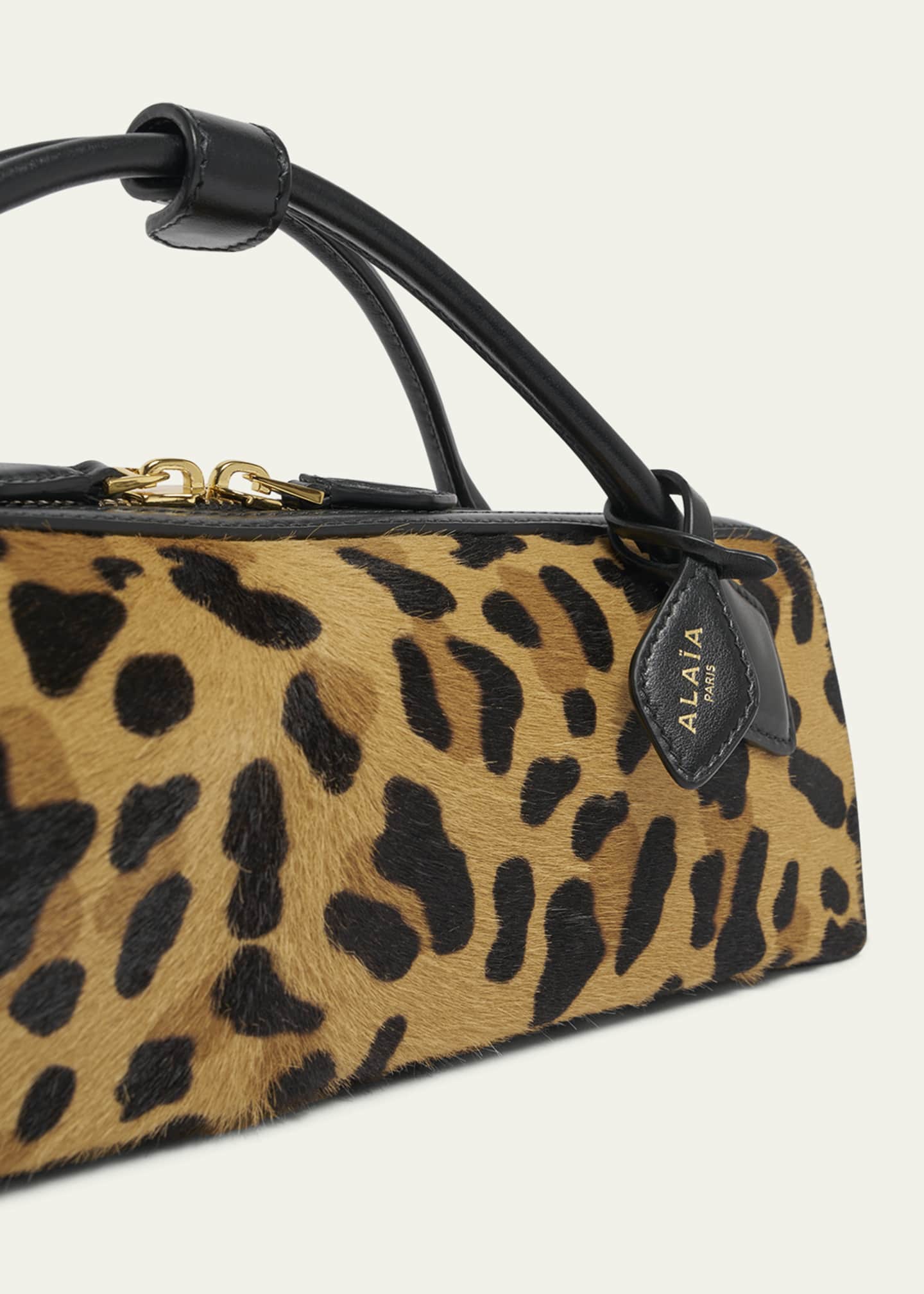 【関税&送料込】Alaia Le Teckel Clutch In Pony Hair P00992870.jpg