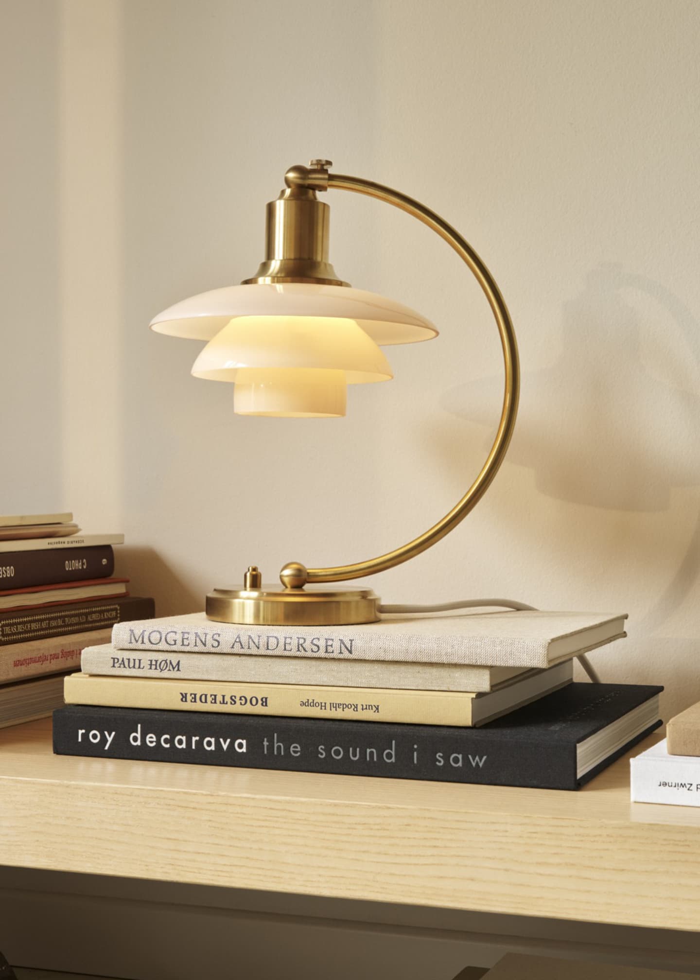 Louis Poulsen PH 2/2 Luna Table Lamp, 13" Image 2 of 3