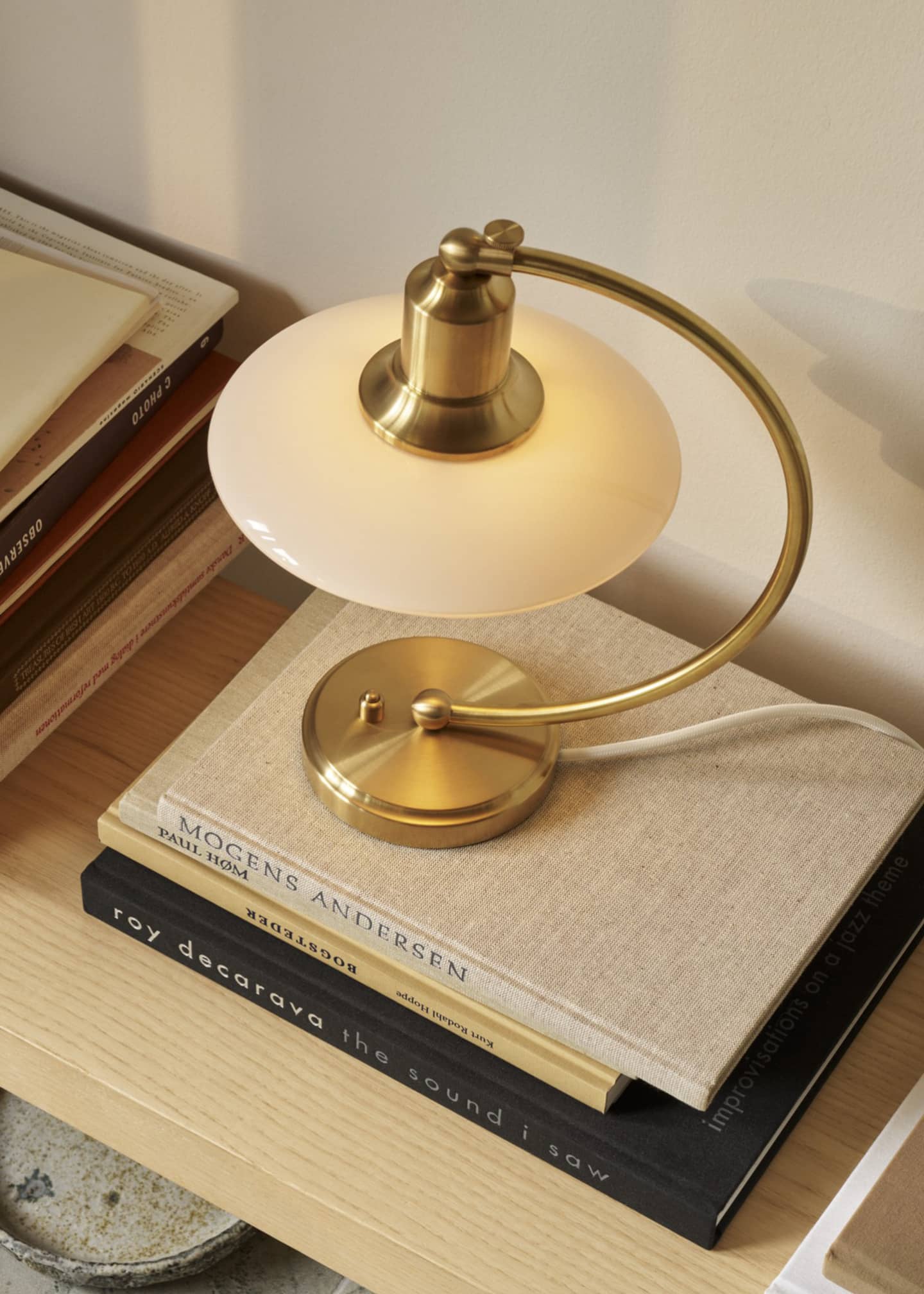 Louis Poulsen PH 2/2 Luna Table Lamp, 13" Image 3 of 3