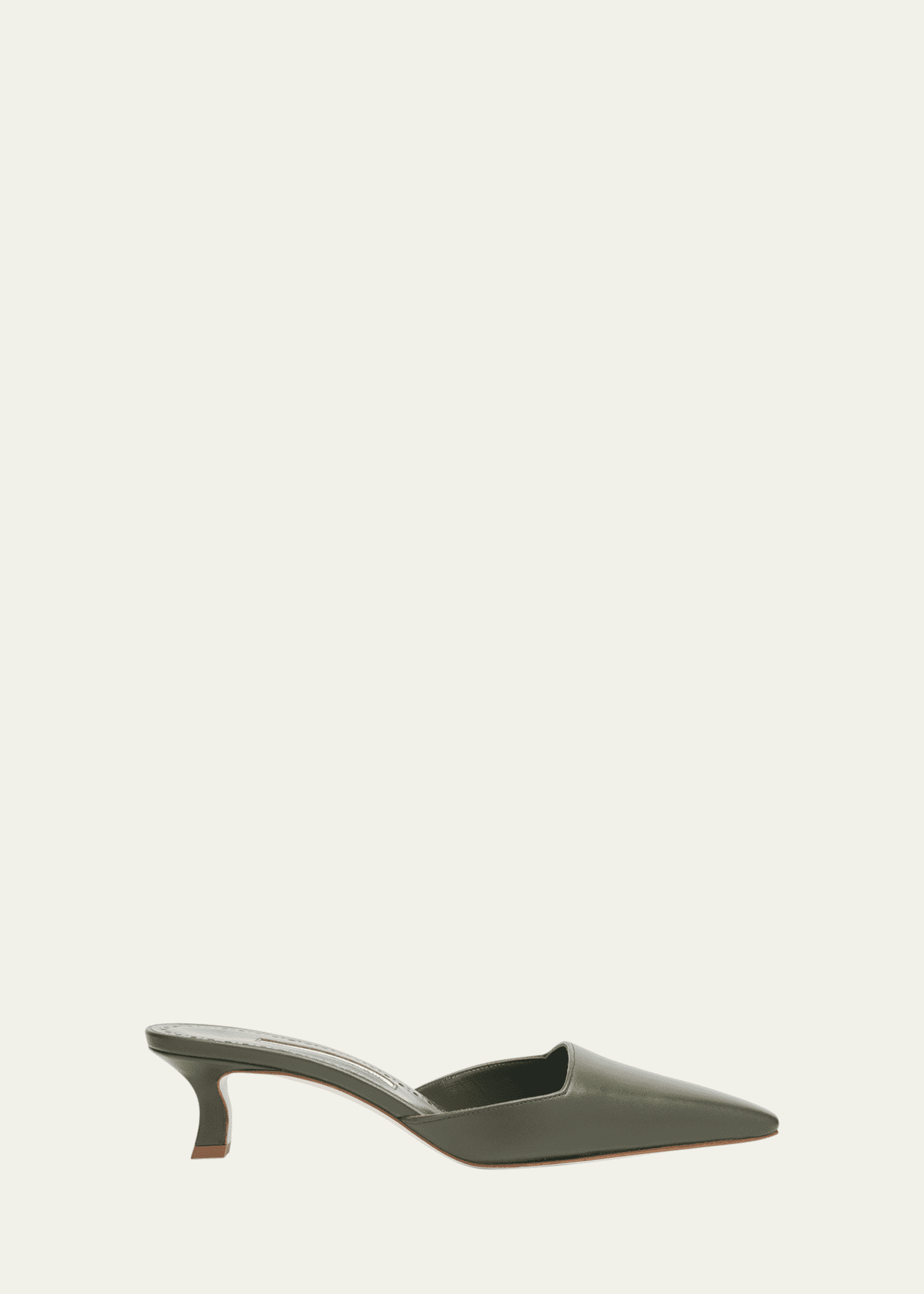 【MANOLO BLAHNIK】陽ざしに映える♪ Moiramu レザー ミュール 7be57230e5ba0f51b3c74a606859d9