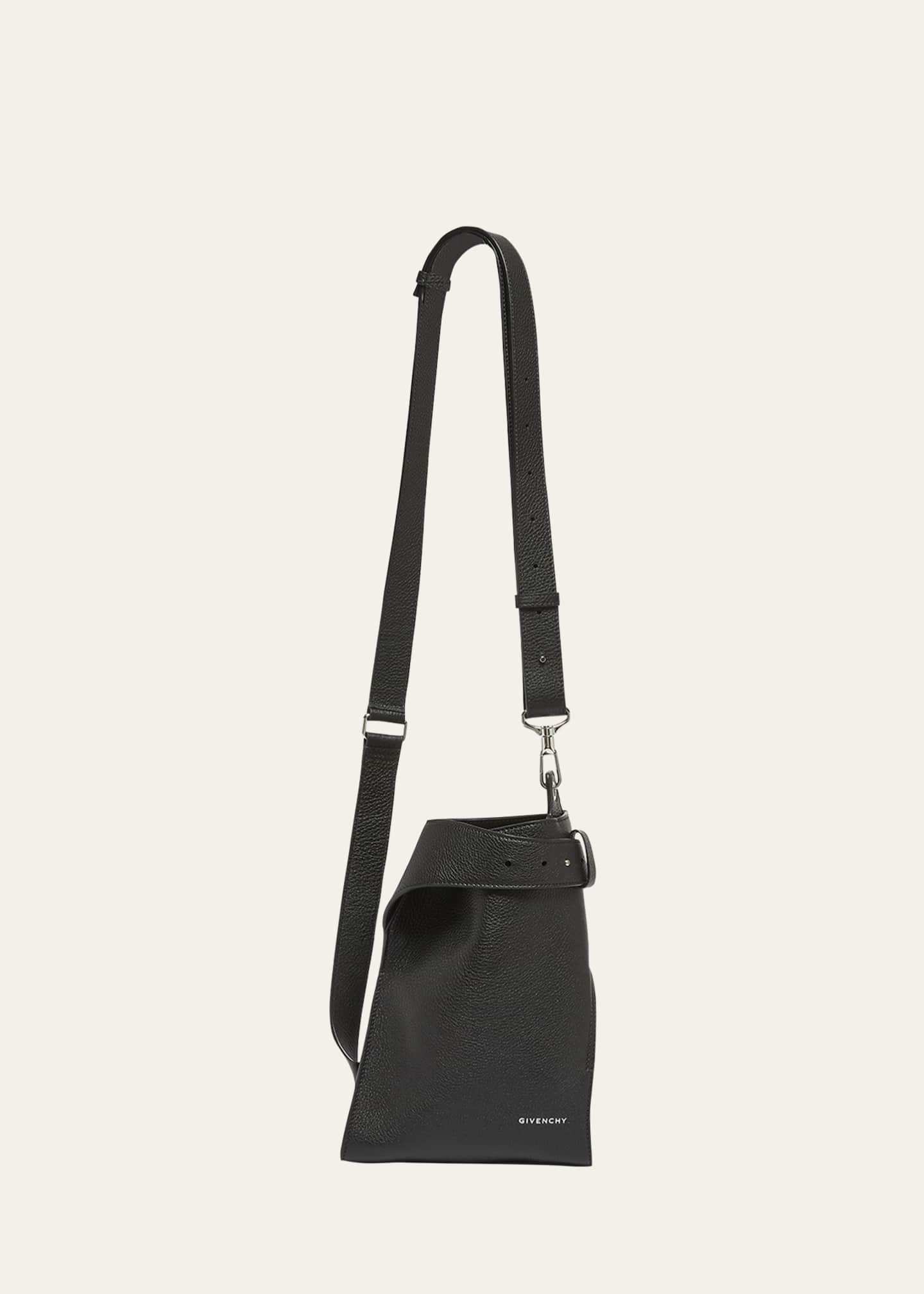 Givenchy ショルダーバッグ ブラック Givenchy Men's Small Belted Leather Crossbody Bag - Bergdorf Goodman