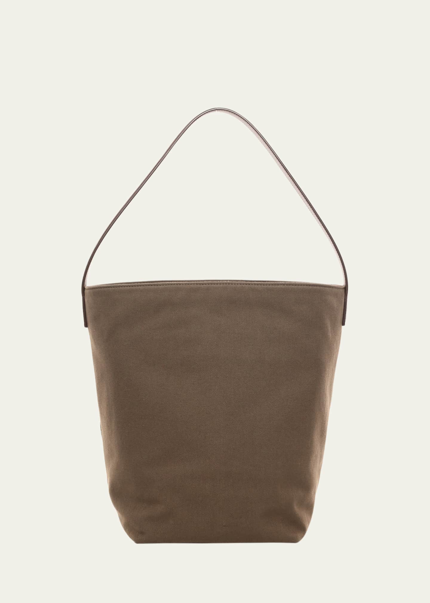 トートバッグ [The Row] Large N/S Park Tote Bag in Cotton Canvas Large N/S Park Tote Bag Green in Cotton Canvas – The Row