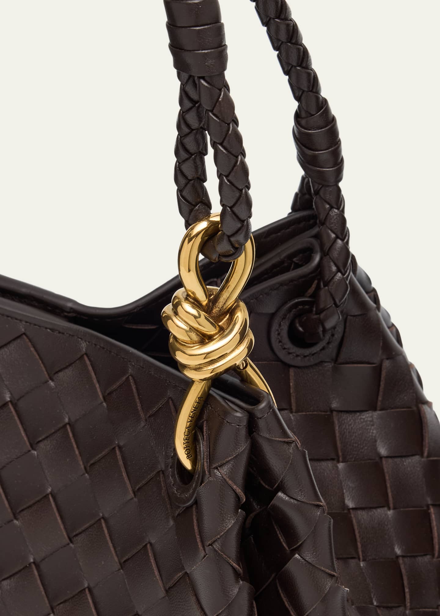 VIP価格.BOTTEGA VENETA PARACHUTE SHOULDER BAG 関税送料込 Bottega Veneta Parachute Medium Nappa Leather Shoulder Bag