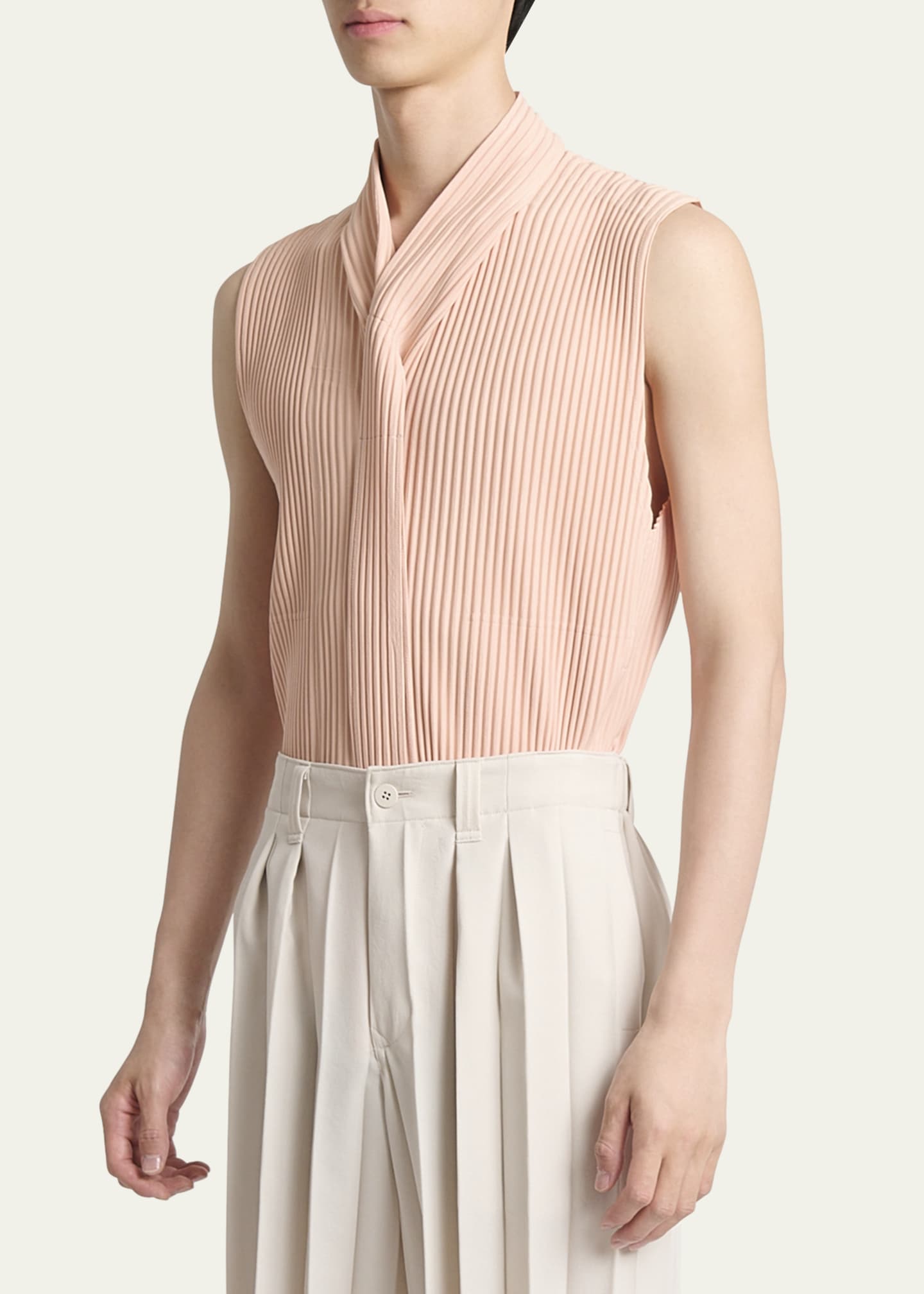 Homme Plisse Issey Miyake Men's Edge Ensemble Pleated Shorts