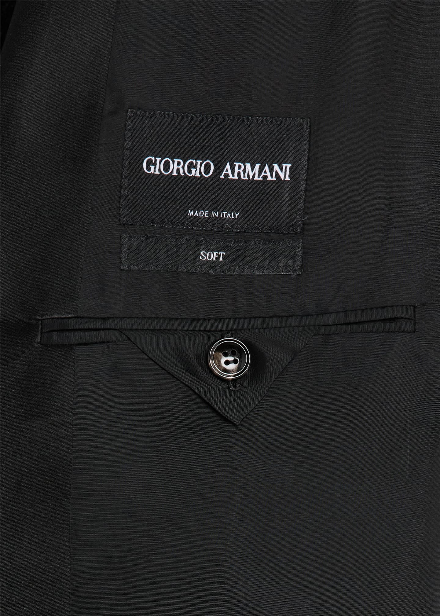 Giorgio Armani Men's Honeycomb Satin Peak Lapel Dinner Jacket Image 6 of 8