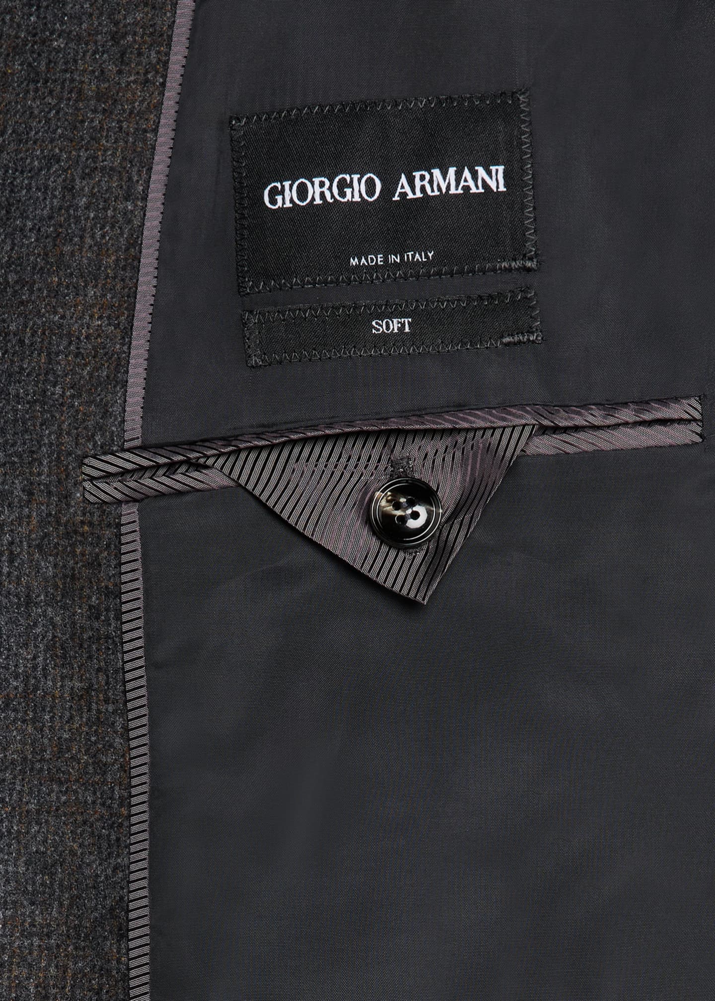 Giorgio Armani Men's Wool and Cashmere Soft Sport Coat Image 6 of 8