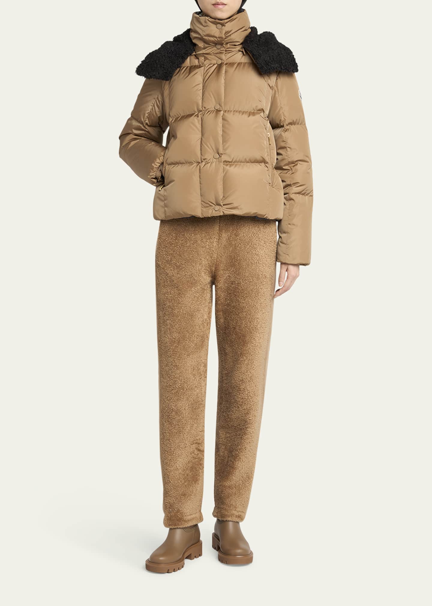 Castelnou Square-Quilted Short Down Jacket with Detachable Hood