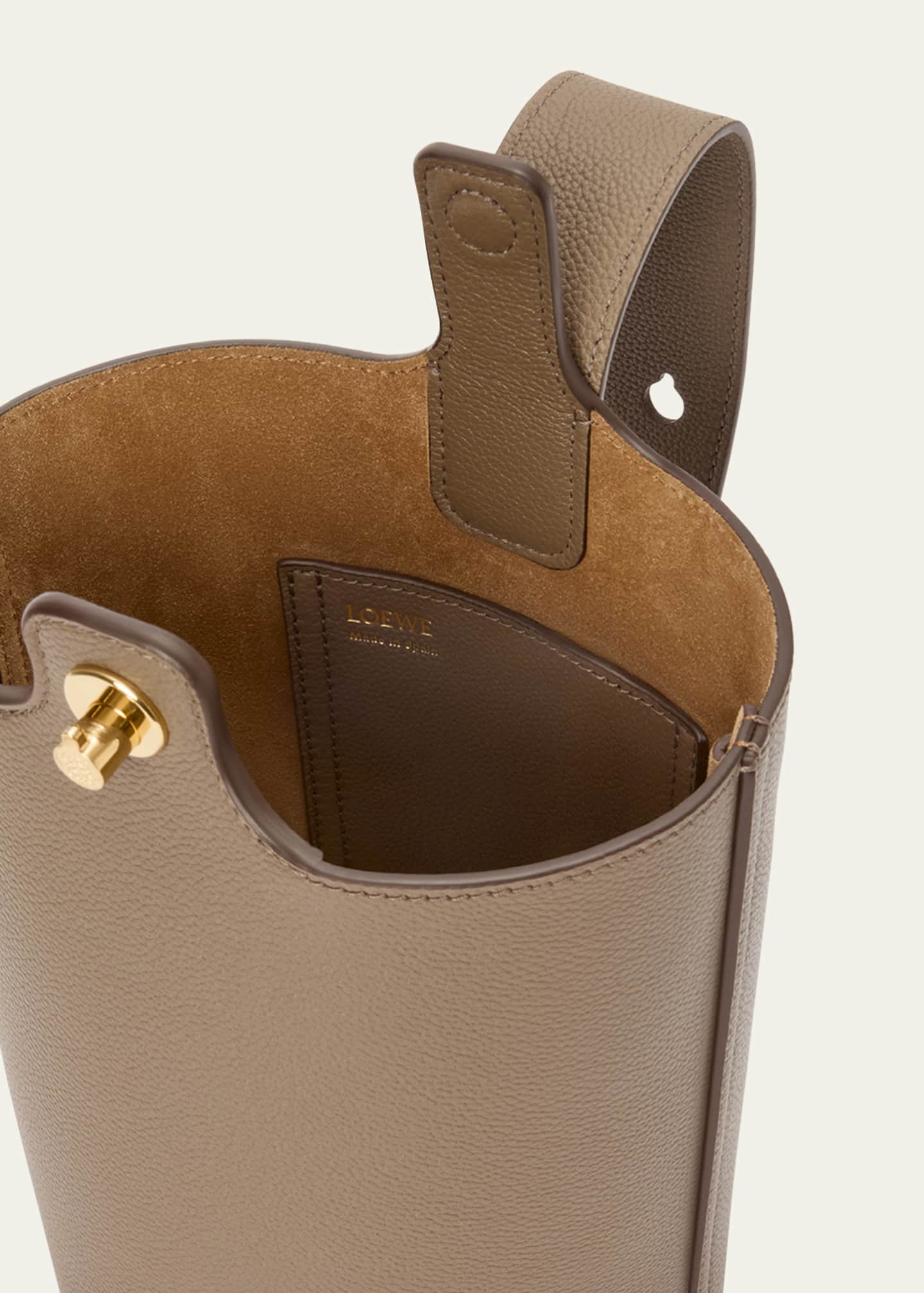 Loewe Pebble Mini Bucket Bag in Grain Leather Image 4 of 6