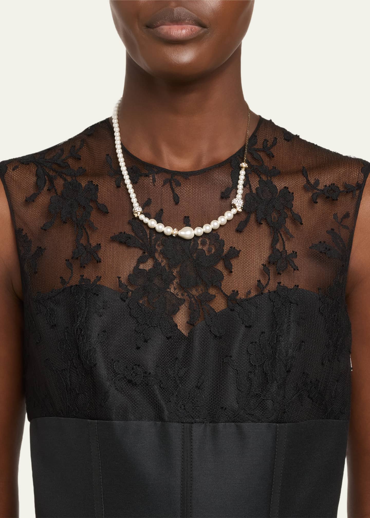 McQueen Pearly Skull Necklace Image 2 of 4