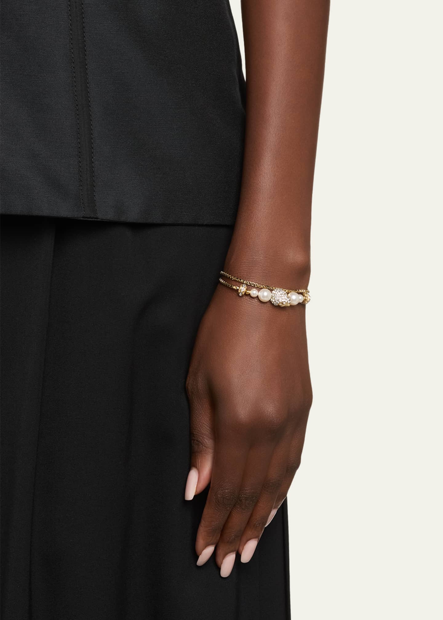 McQueen Pearly Skull Chain Bracelet Image 2 of 4