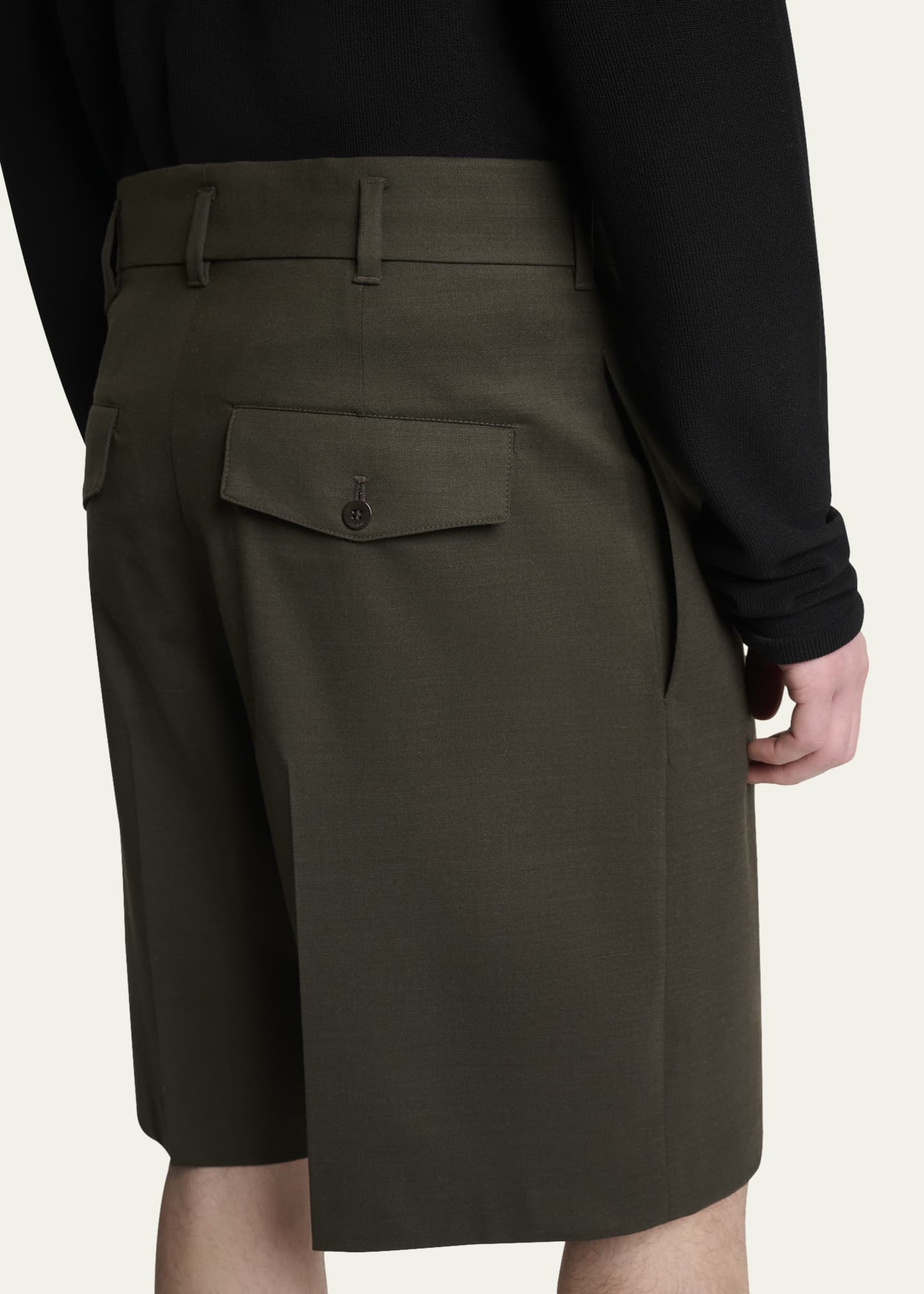 Jacquemus Men's Relaxed Single-Pleated Shorts Image 5 of 5