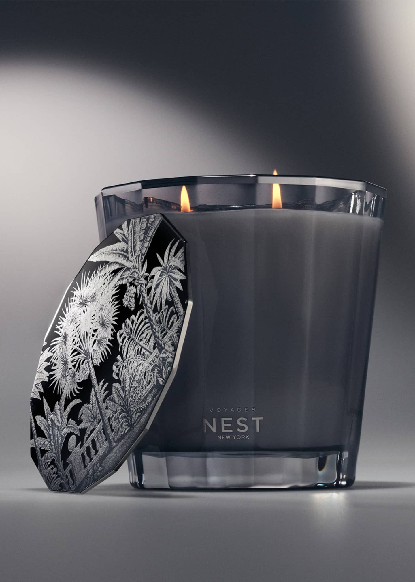 NEST New York VOYAGES Tempting Tonka Candle, 21.1 oz. Image 4 of 4