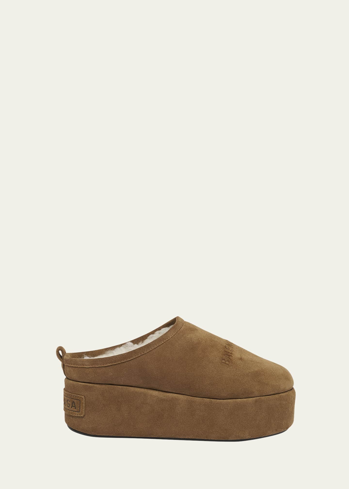 サンダル・ミュール BALENCIAGA Camel suede Alaska Soft slippers Women's Alaska Slipper in Beige | Balenciaga US