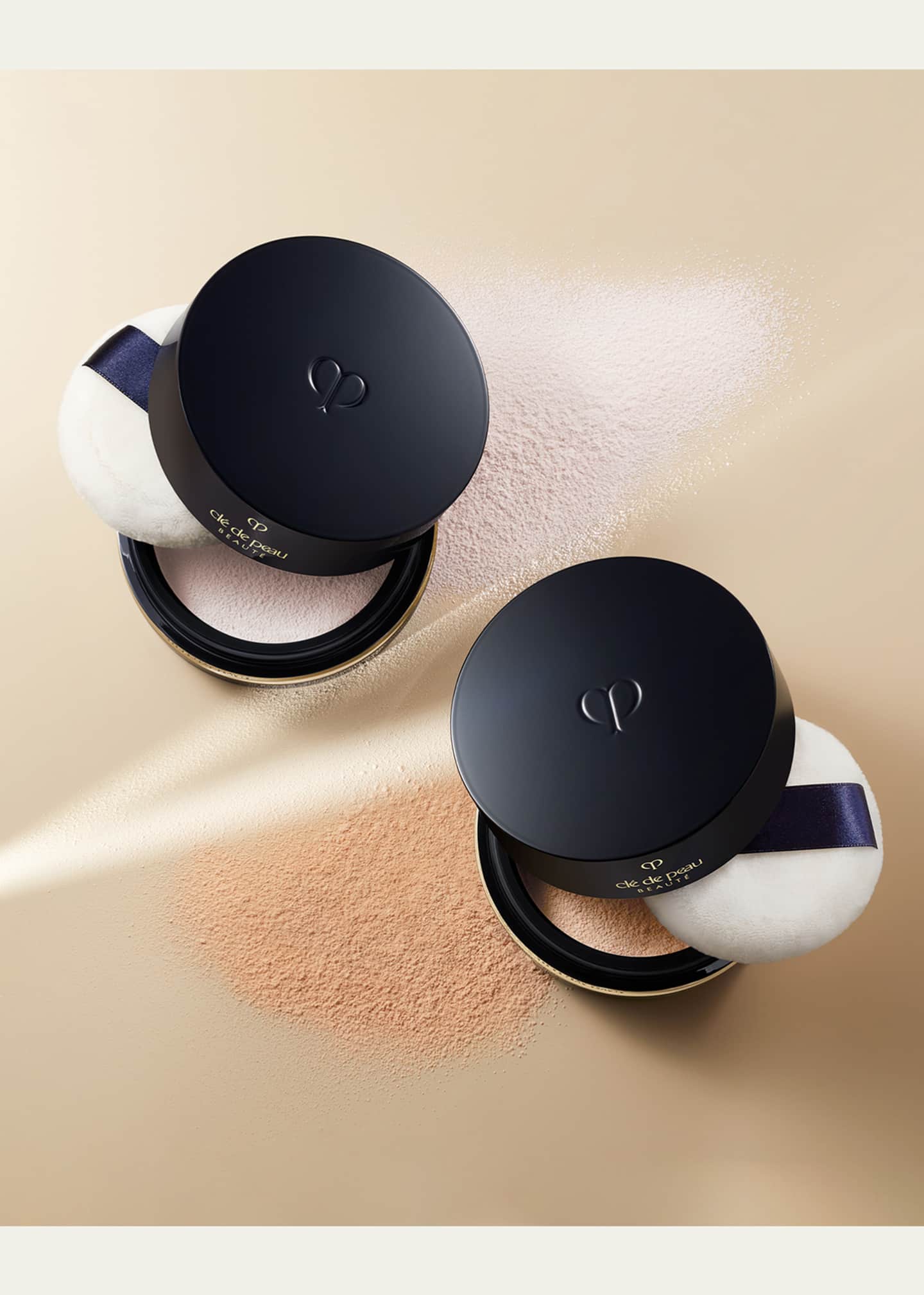 Cle de Peau Beaute Translucent Loose Powder - Bergdorf Goodman