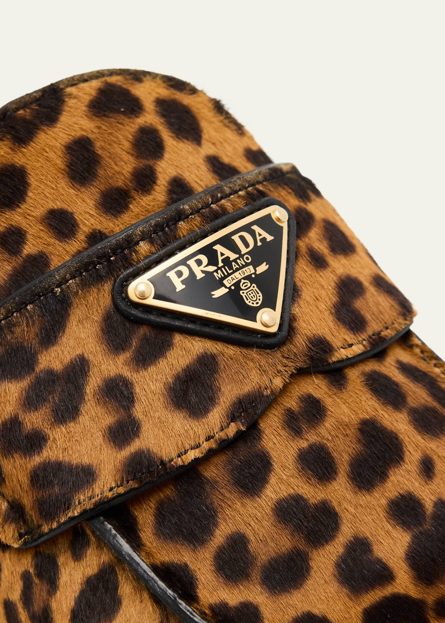 【関税＆送料込み】Prada Triangle-Logo Animal-Print Sandals 23748475_53676658_1000.jpg