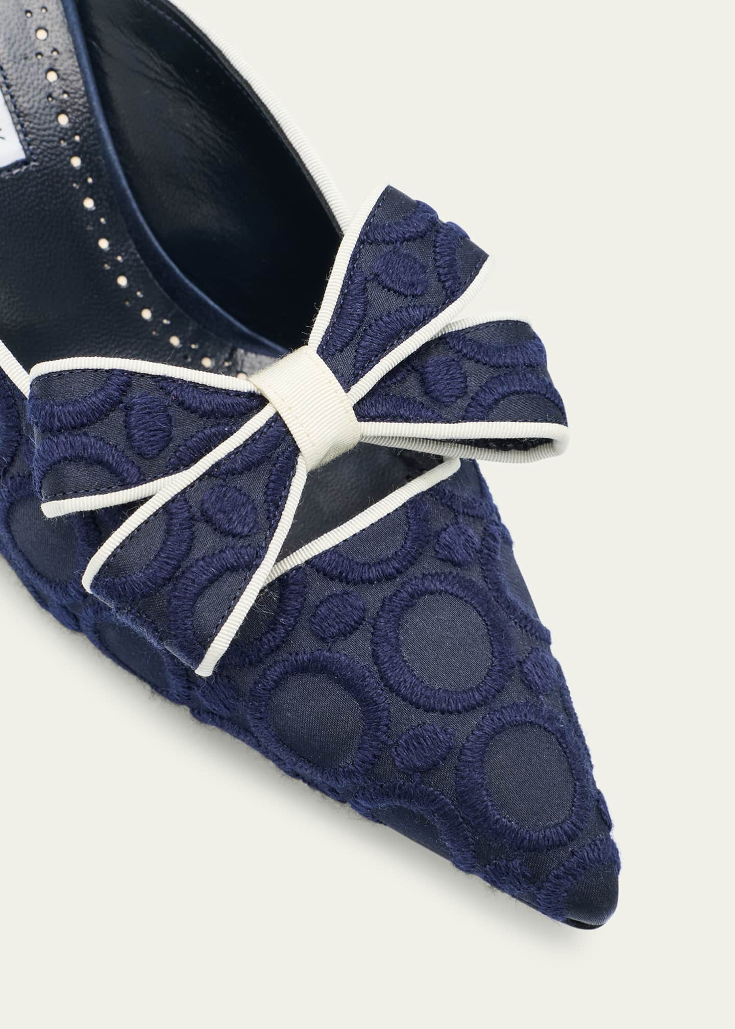 MANOLO BLAHNIK ライトブルー ミュール 36 MANOLO BLAHNIK ライトブルー ミュール 36
