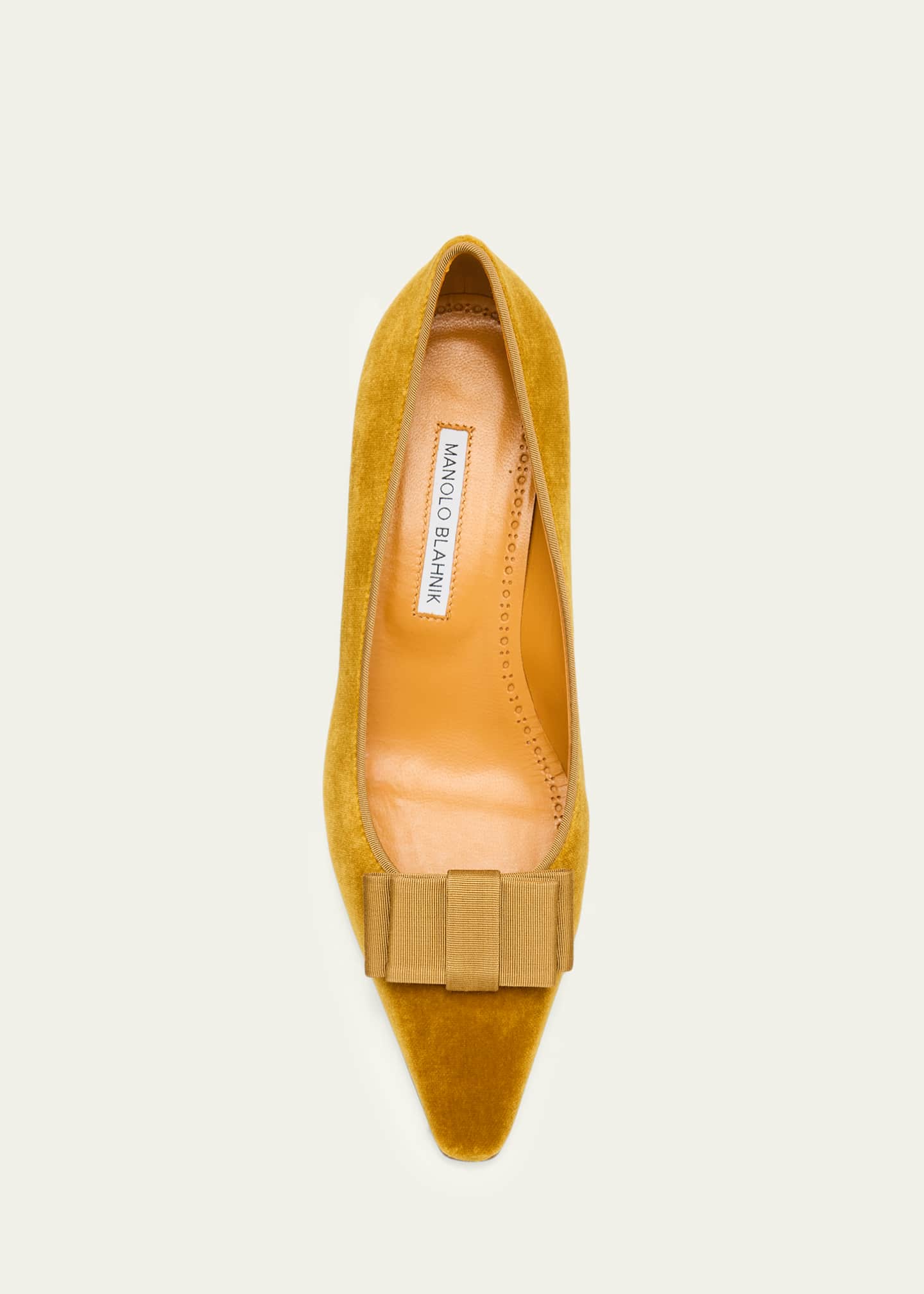 Manolo Blahnik Reador Velvet Bow Pumps Image 4 of 4