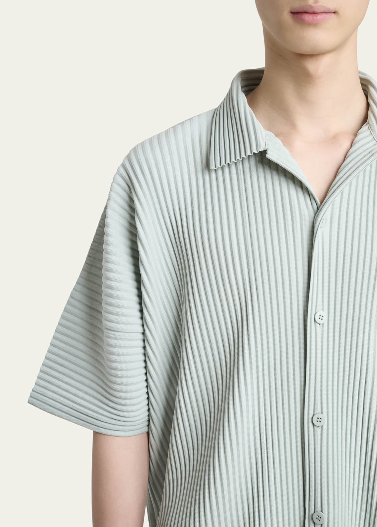 Homme Plisse Issey Miyake Men's Pleated Oversized Polo Shirt Image 5 of 5