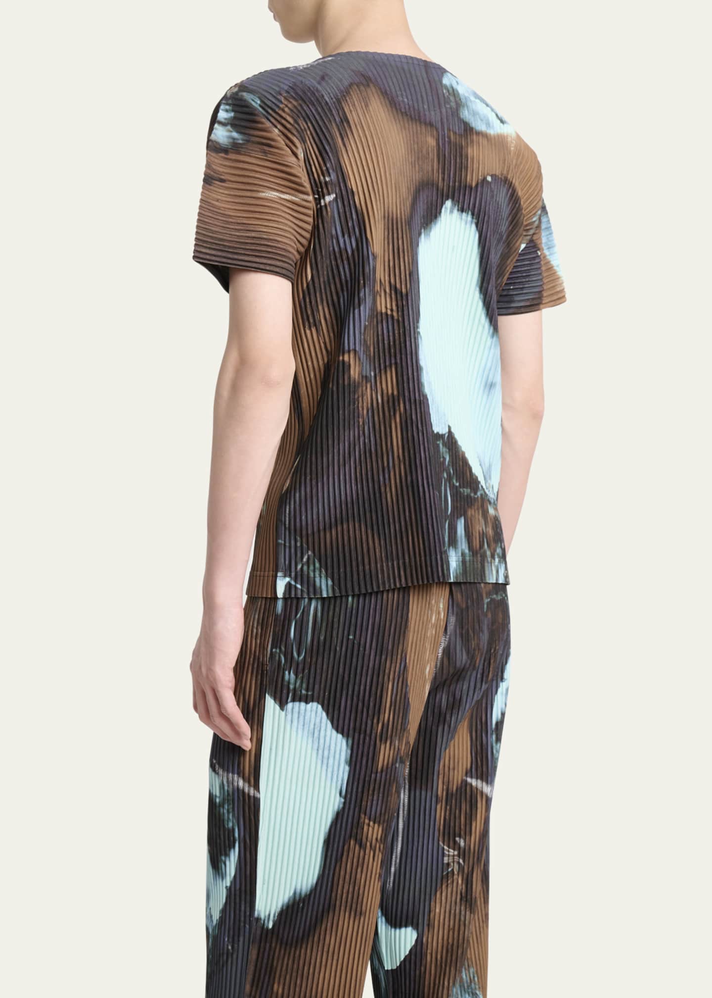 Homme Plisse Issey Miyake Men's Multi Agate Pleated T-Shirt