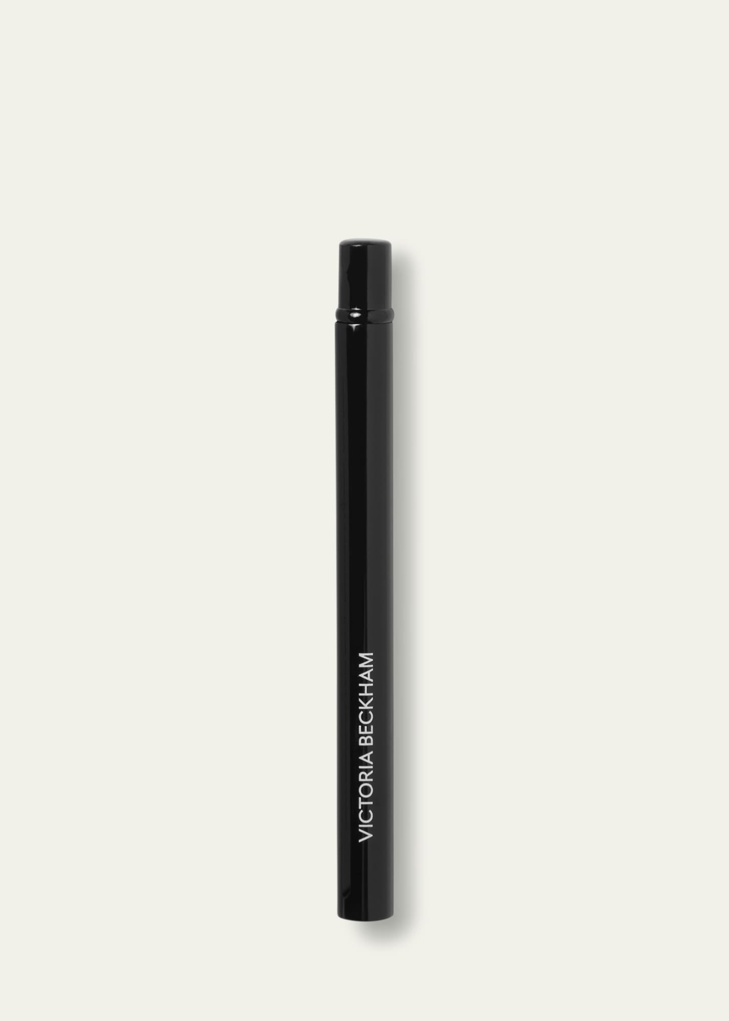Victoria Beckham Brush 30, Detailed Lip Image 3 of 5