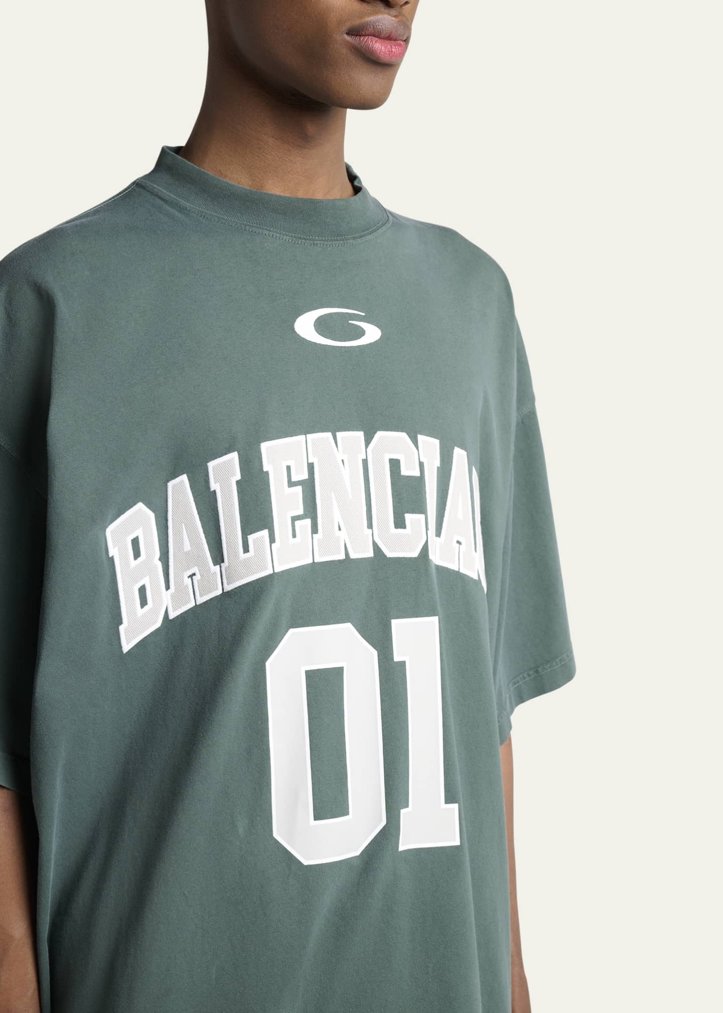 Balenciaga Men's Basketball Logo Oversized Fit T-Shirt
