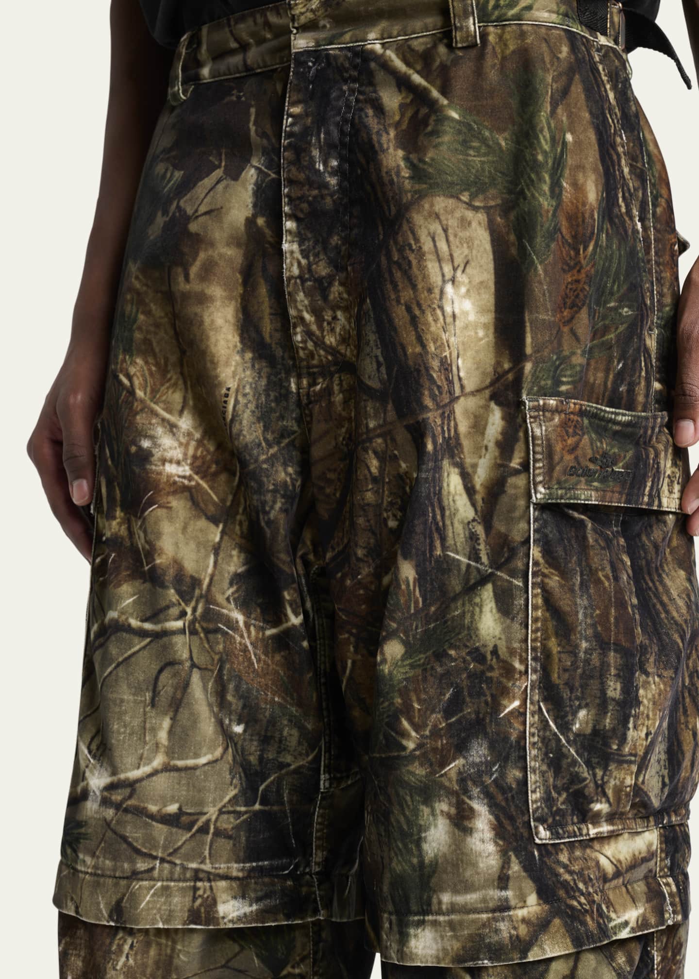 バレシンシアガ 迷彩 BALENCIAGA CAMO 大丸購入品 Balenciaga Men's Camouflage Flocked Cotton Relaxed-Fit Cargo Pants