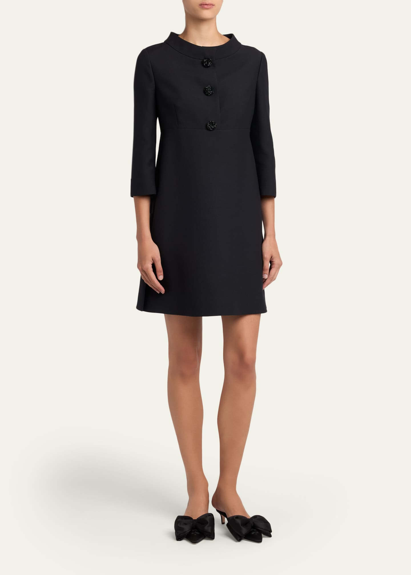 low cut mini dress Oyster Low Cut Mini Dress – USA KOOKAÏ